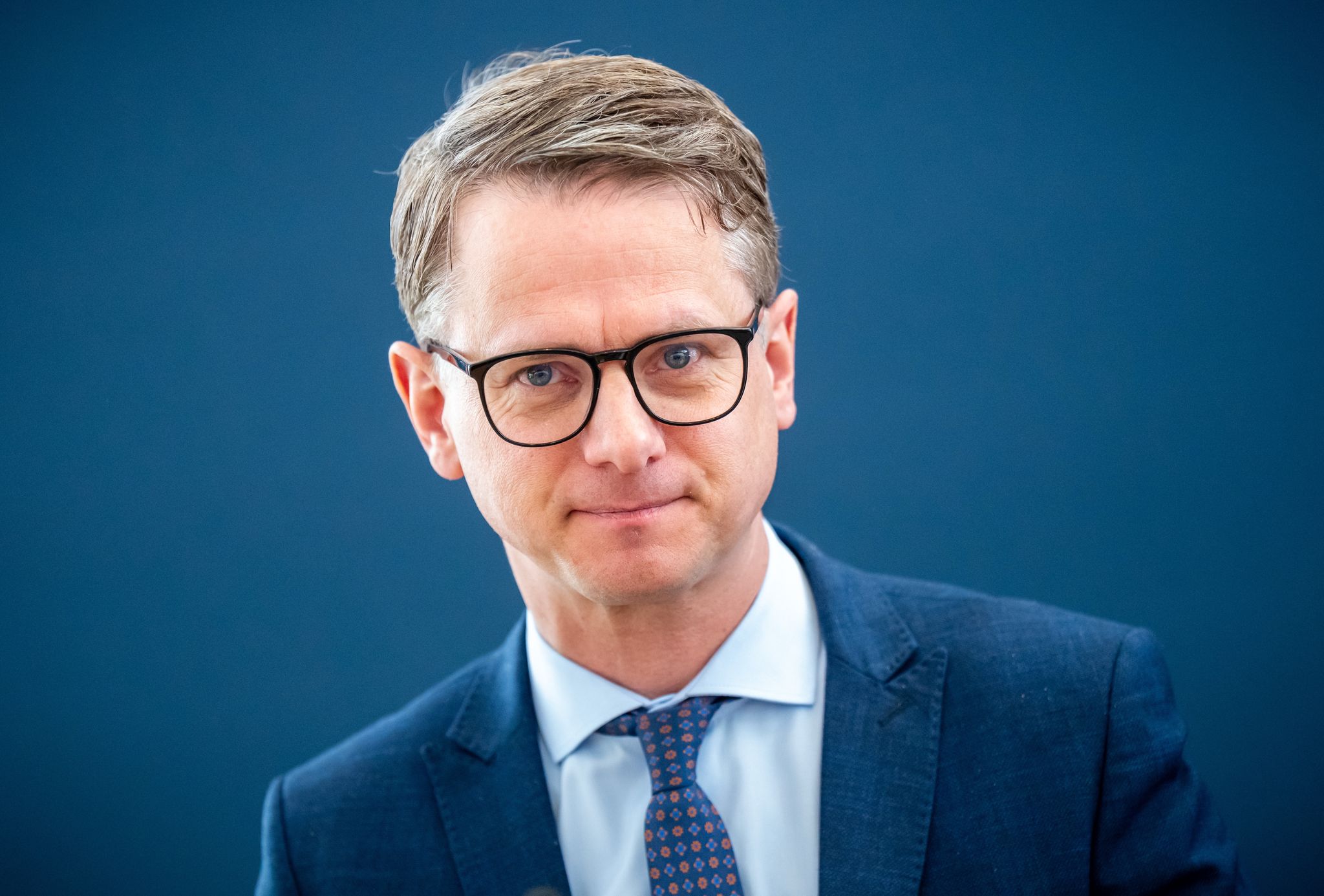 Der CDU-Generalsekretär hofft ein «respektvolles Aufeinandertreffen» von Merz und Trump.