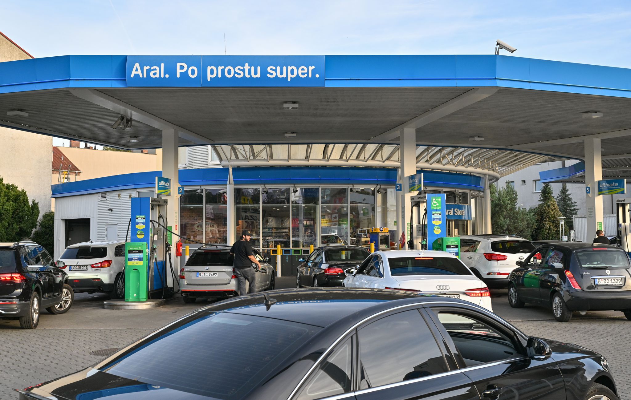 Eine polnische Tankstelle. In der Regel ist der Sprit dort deutlich billiger. (Archivbild)