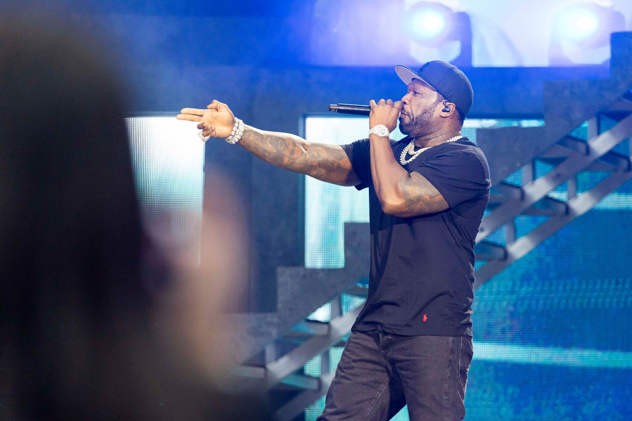 50 Cent, der mit bürgerlichem Namen Curtis Jackson heißt, gilt als einer der erfolgreichsten Rapper der Welt und spielte auch schon in mehreren Filmen mit.