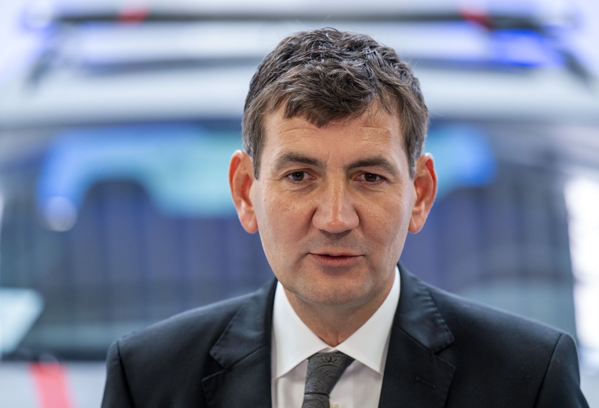 VW-Personalvorstand Kilian meldet Fortschritte beim Personalabbau. (Archivfoto)