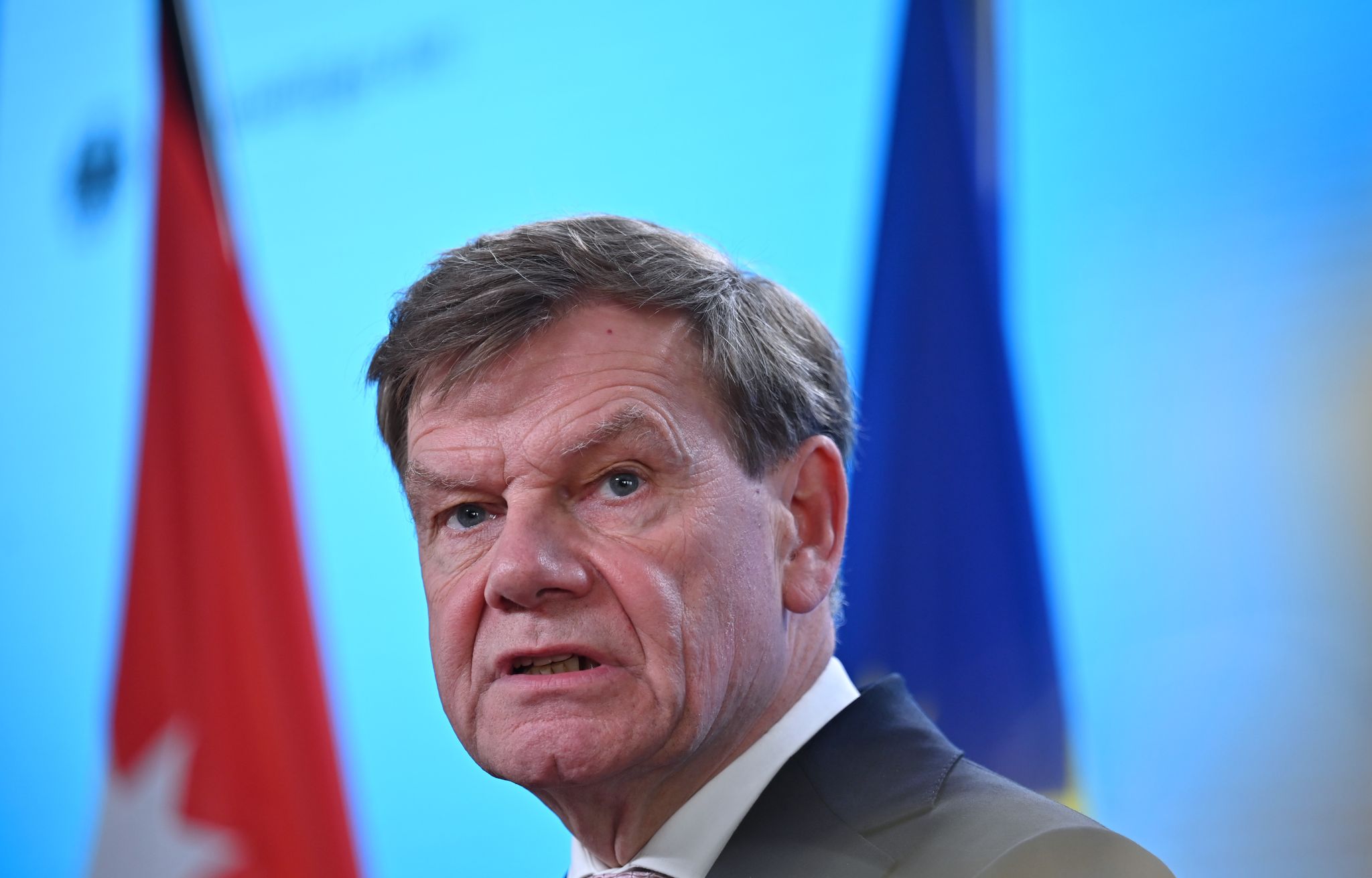 Außenminister Wadephul sucht das Gespräch mit der iranischen Regierung.