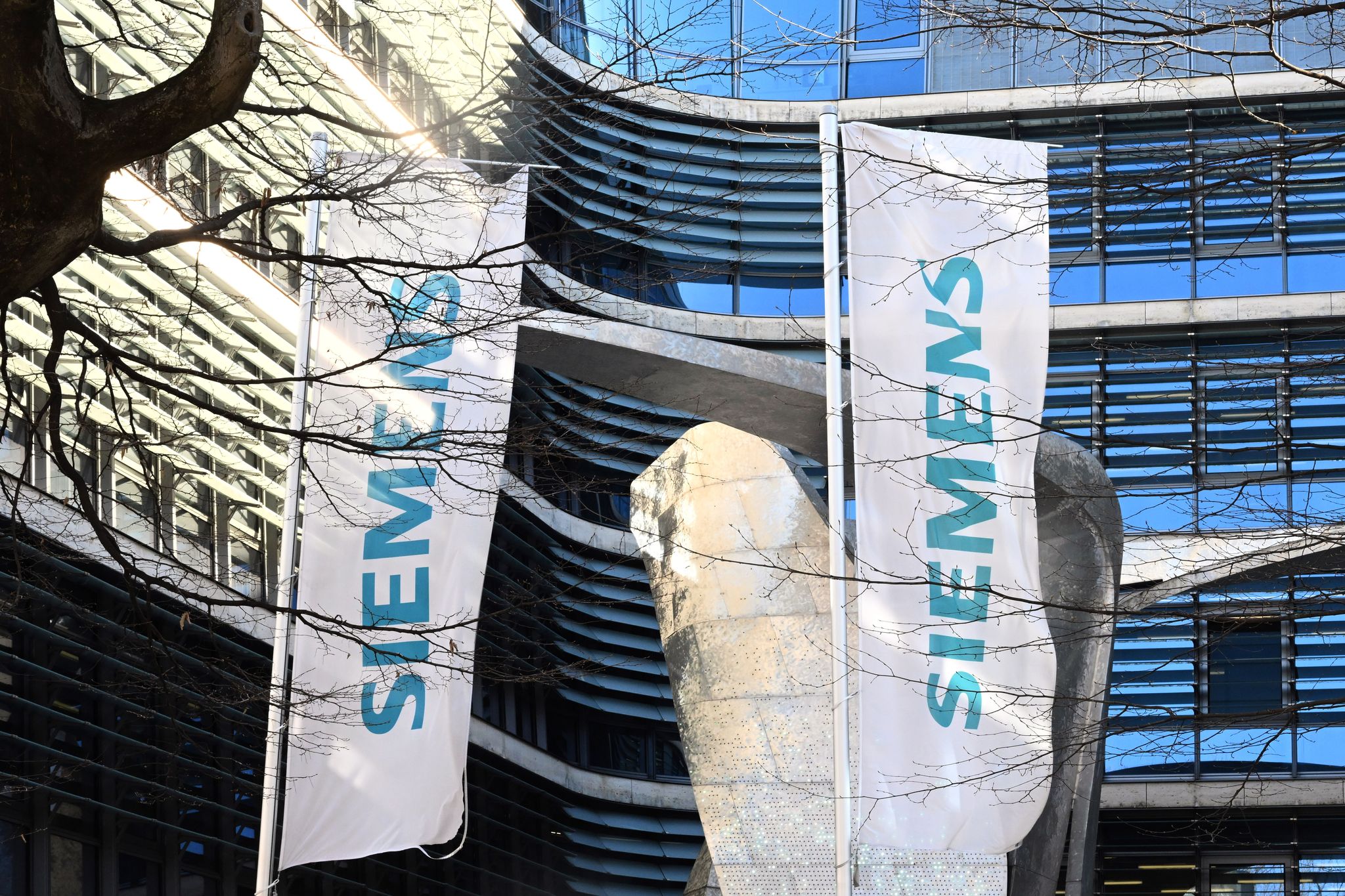 Siemens hat ab Dienstag einen neuen KI-Experten. (Archivbild)