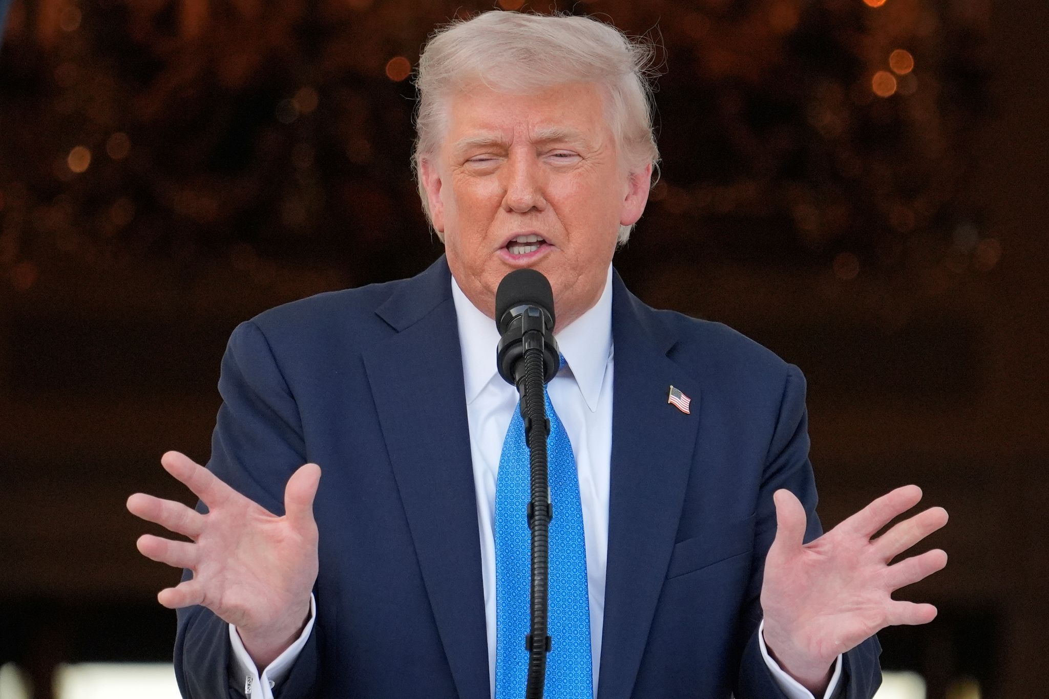 Trump kündigt Einreisebeschränkungen an.