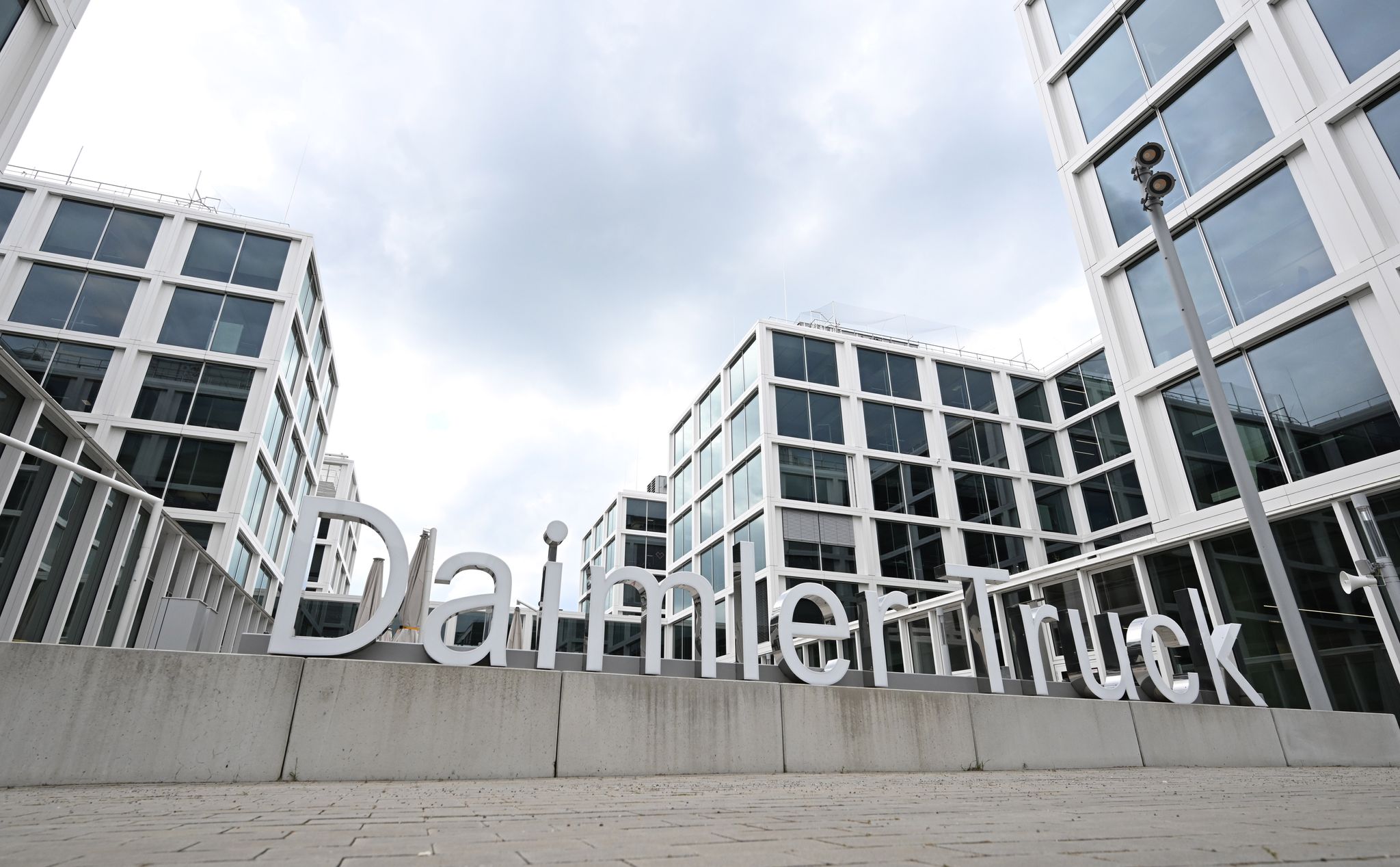 Daimler Truck steht jetzt auf der schwarzen Liste der russischen Regierung. (Archivbild)