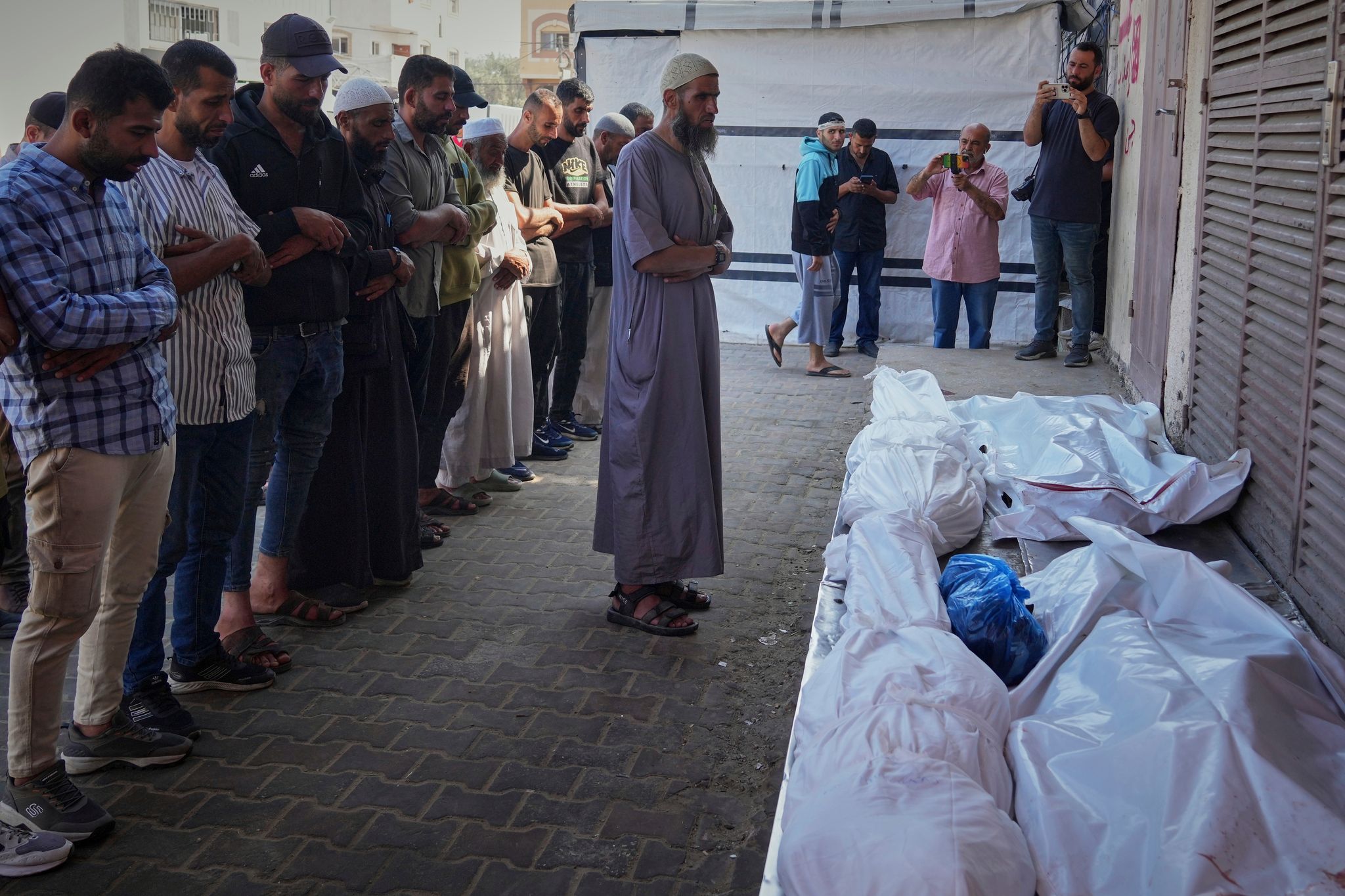 Das Sterben im Gazastreifen geht weiter.