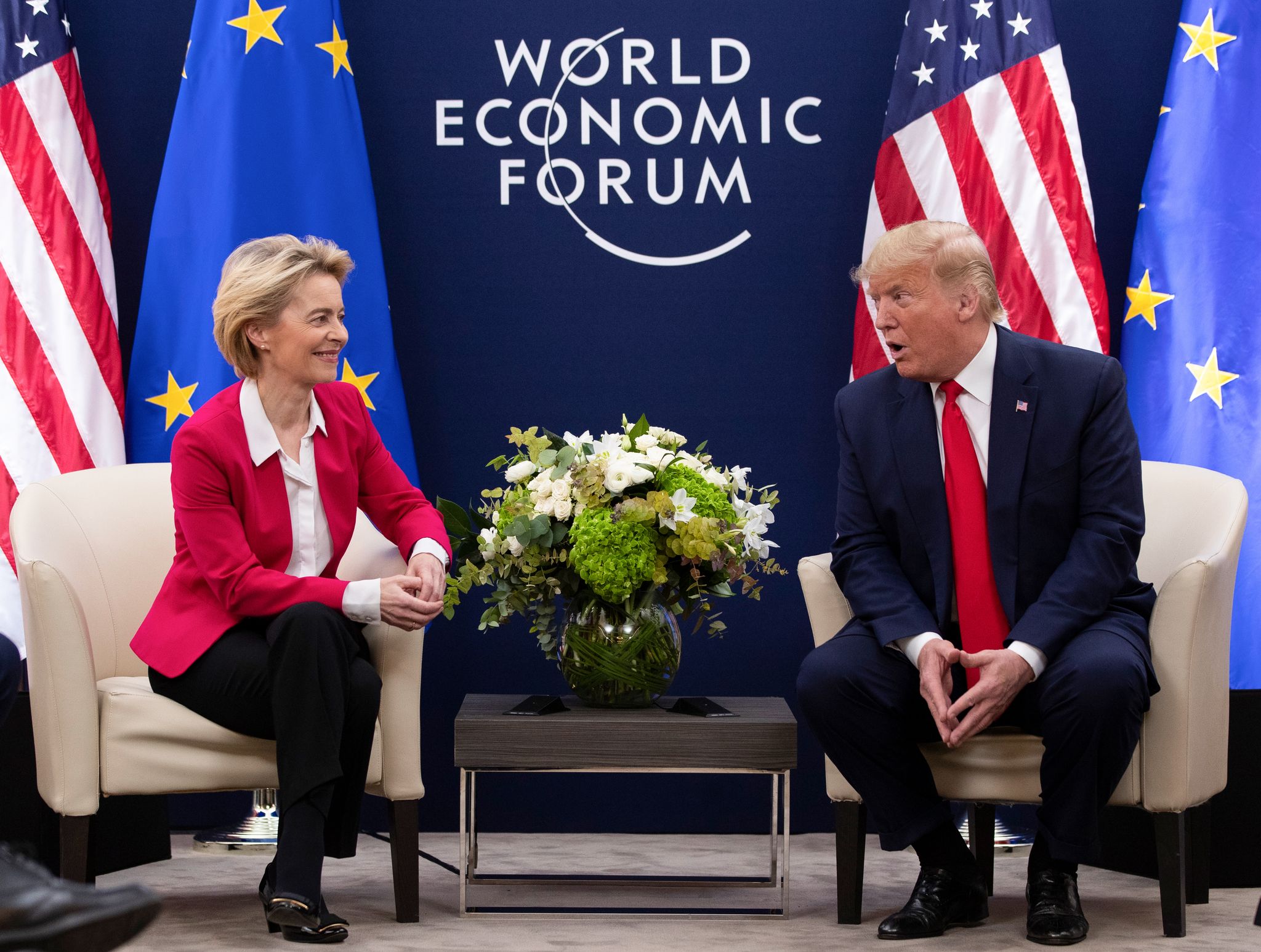 Haben zum Zollstreit telefoniert: EU-Kommissionspräsidentin von der Leyen und US-Präsident Donald Trump. (Archivbild)
