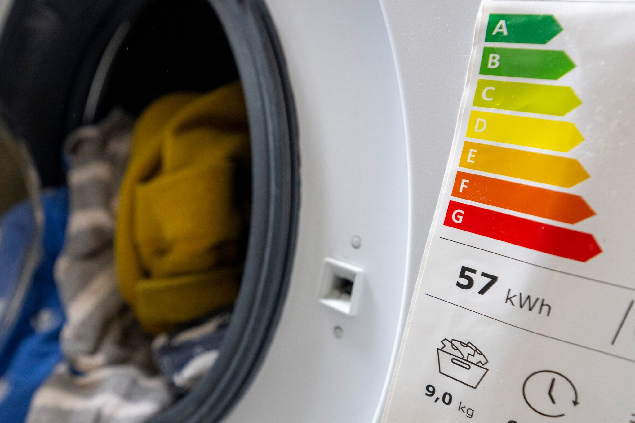 Nach Kühlschränken, Geschirrspülern, Waschmaschinen und Fernsehern bekommen nun auch Wäschetrockner ein neues Energielabel.