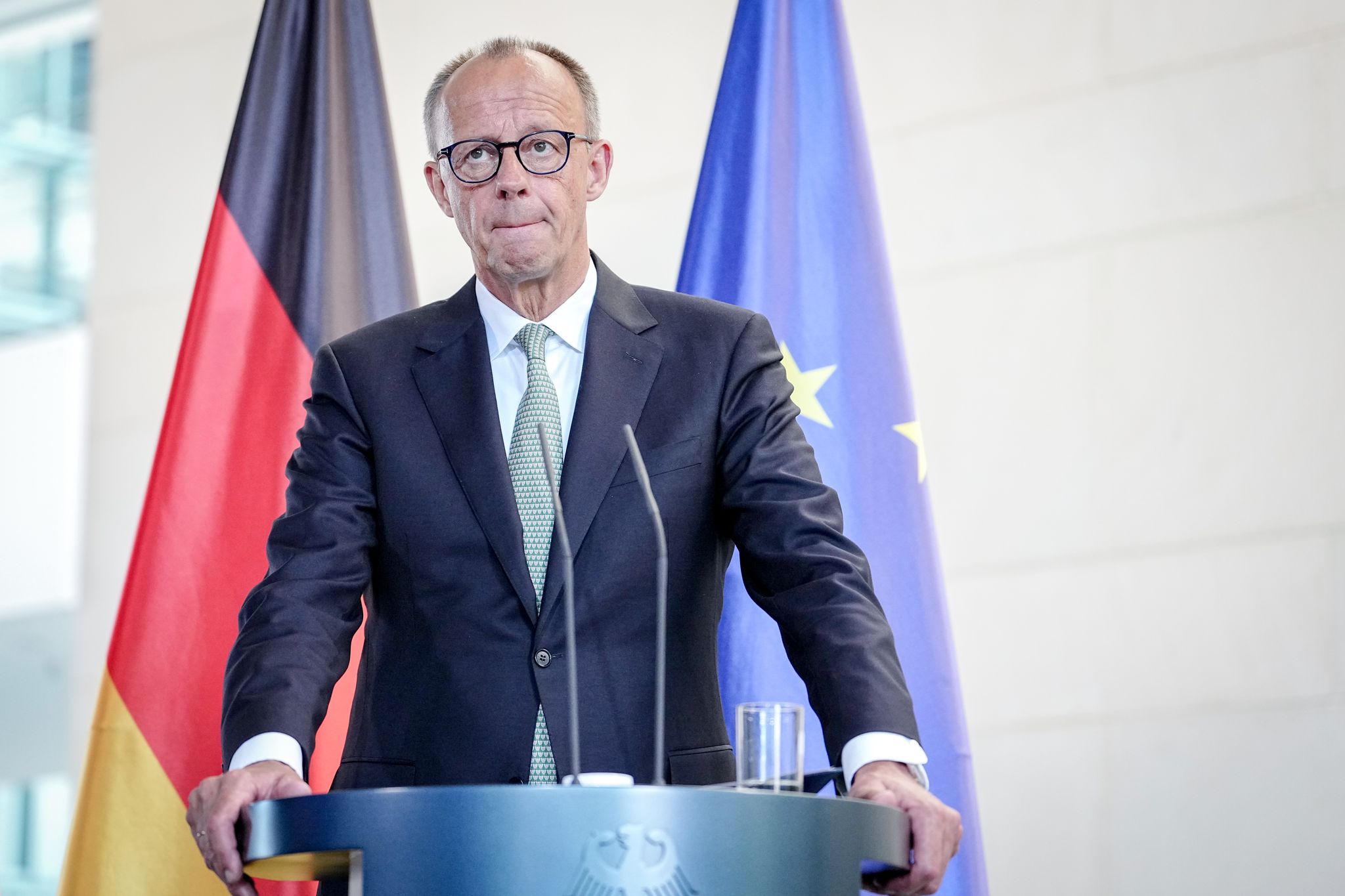 Der Kanzler beharrt darauf, dass die Gegenfinanzierung gesichert sein muss.