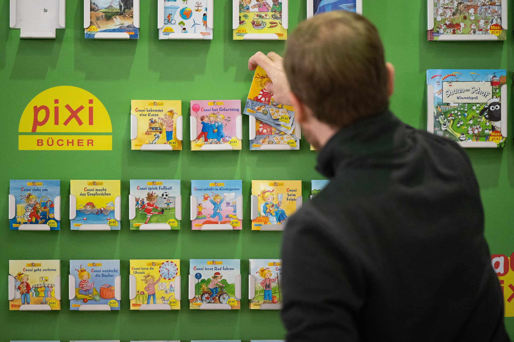 Wie geht der Hamburger Carlsen Verlag mit nachgemachten oder KI-generierten Conni-Memes um? (Archivbild)