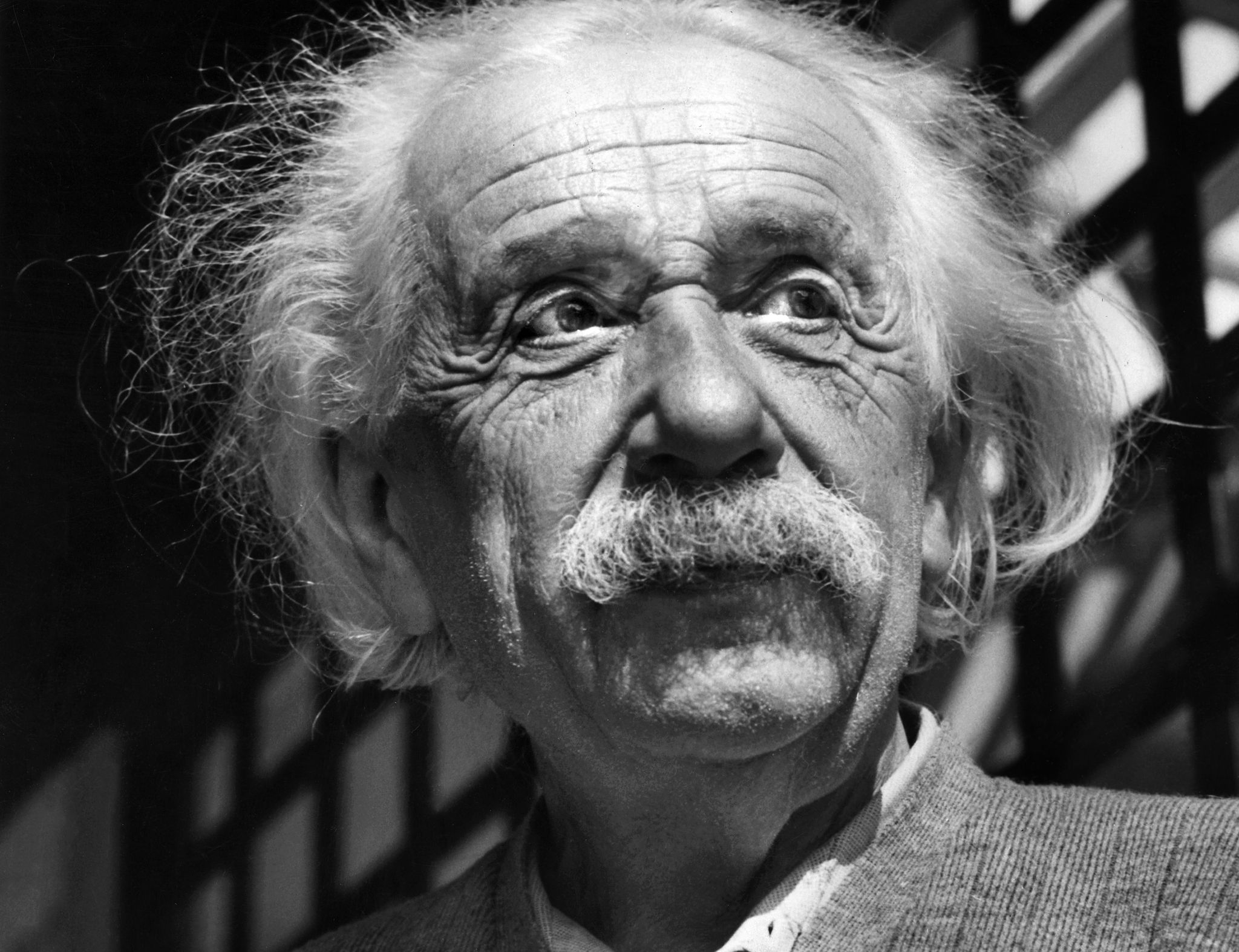 Einstein hatte mit der Relativitätstheorie das Weltbild der Physik revolutioniert. (Archivbild)