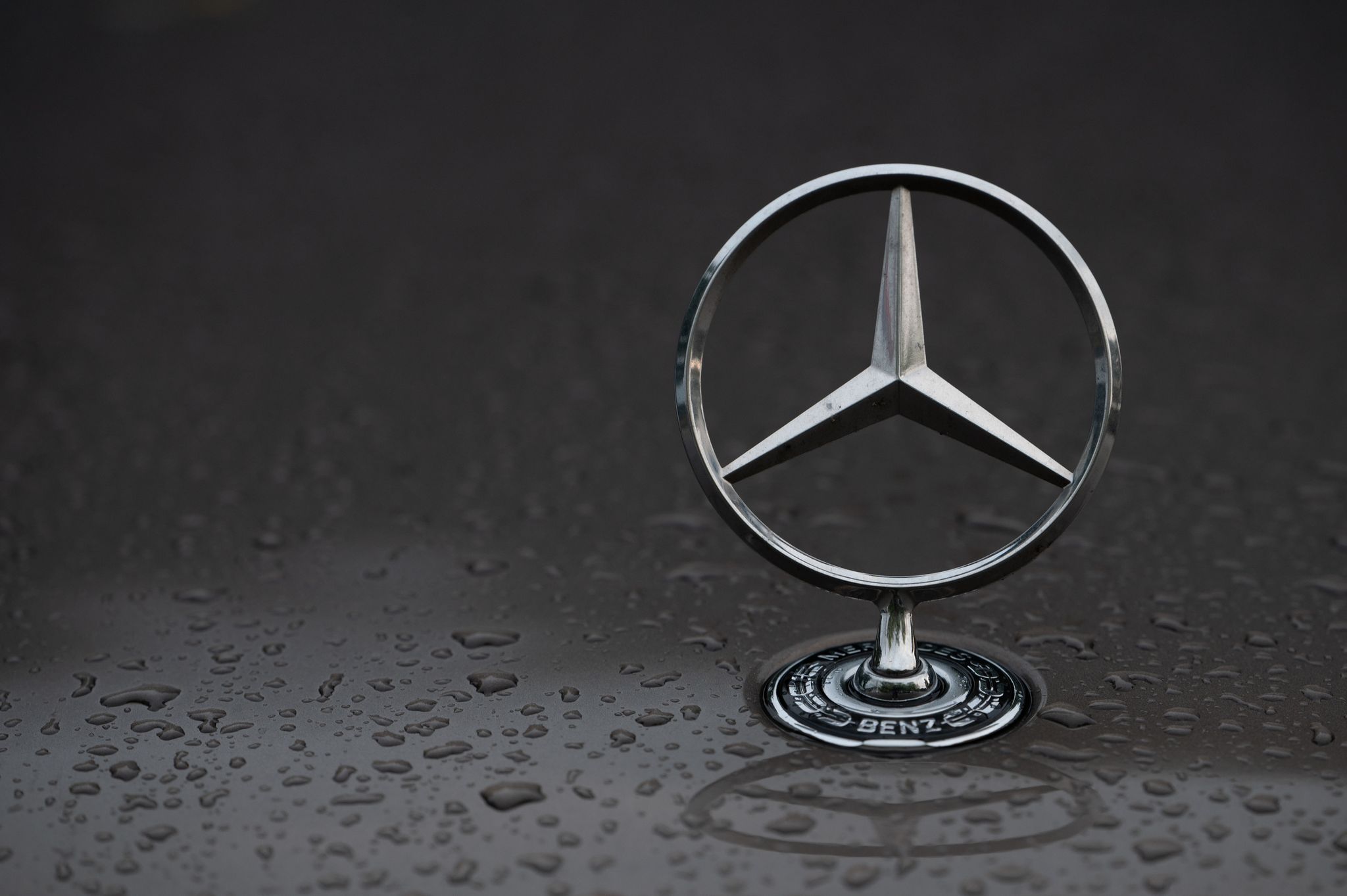 Mercedes-Benz: Deutlicher Gewinnrückgang. (Archivbild)