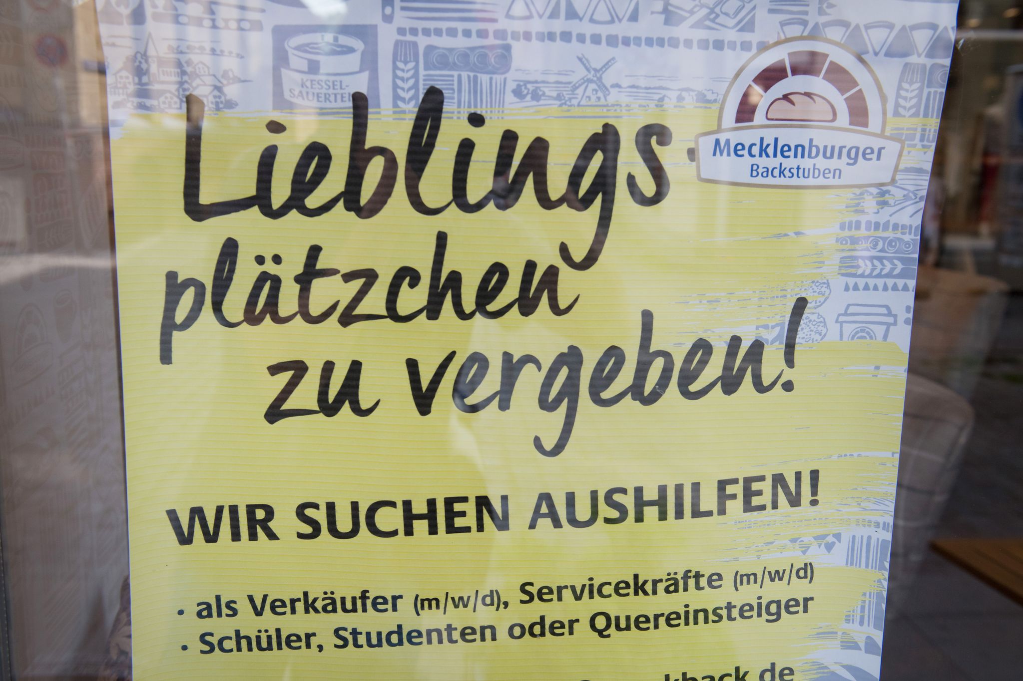 Manche Stellenanzeigen werben auch mit kreativen Sprüchen um Interessenten (Archivbild)