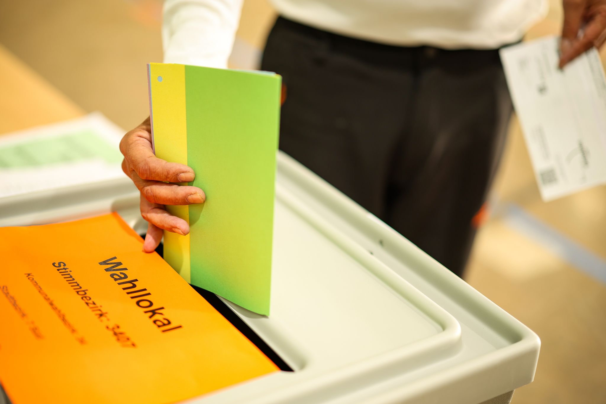Rund 13,7 Millionen Stimmberechtigte sind in Nordrhein-Westfalen zur Kommunalwahl aufgerufen.