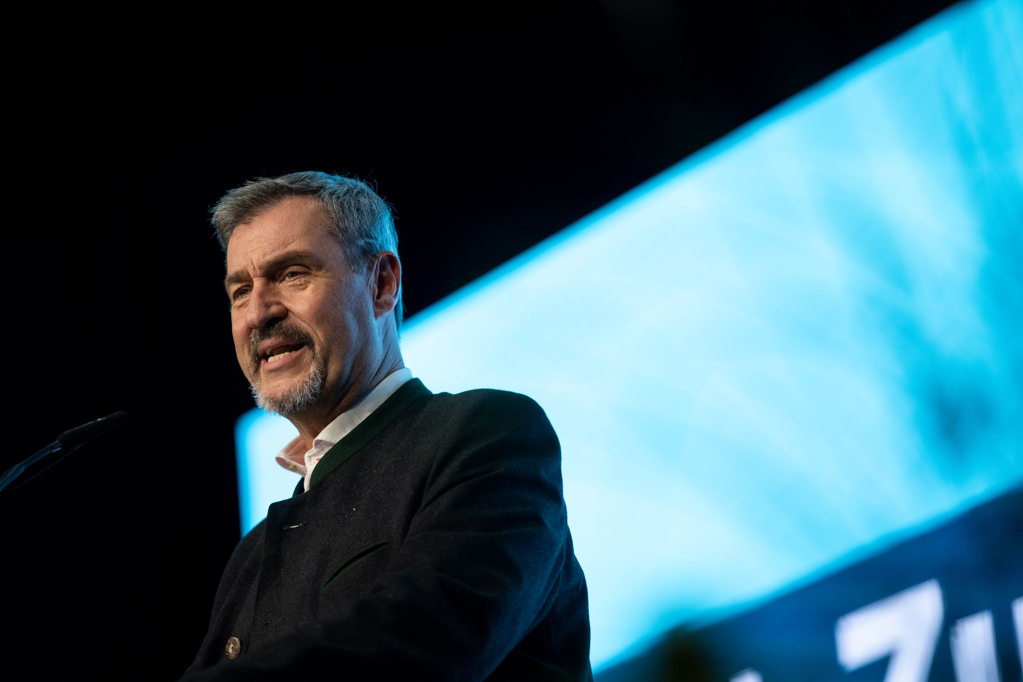 CSU-Chef Söder meint: «Ohne Auto droht ein Kollaps.»