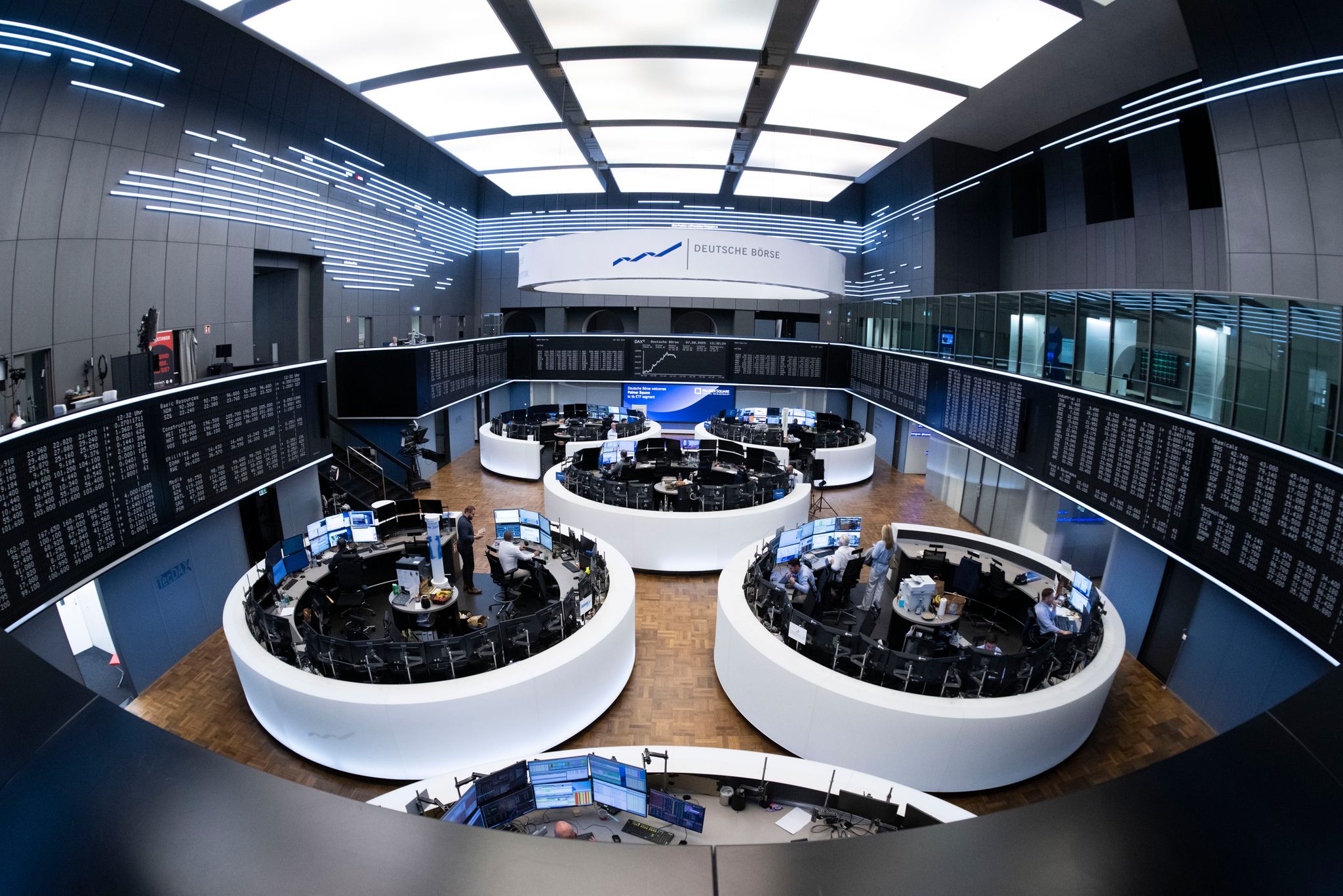 Handelssaal der Frankfurter Börse: In Europa gibt es unzählige Börsenplätze, der Kapitalmarkt ist zersplittert (Archivbild)