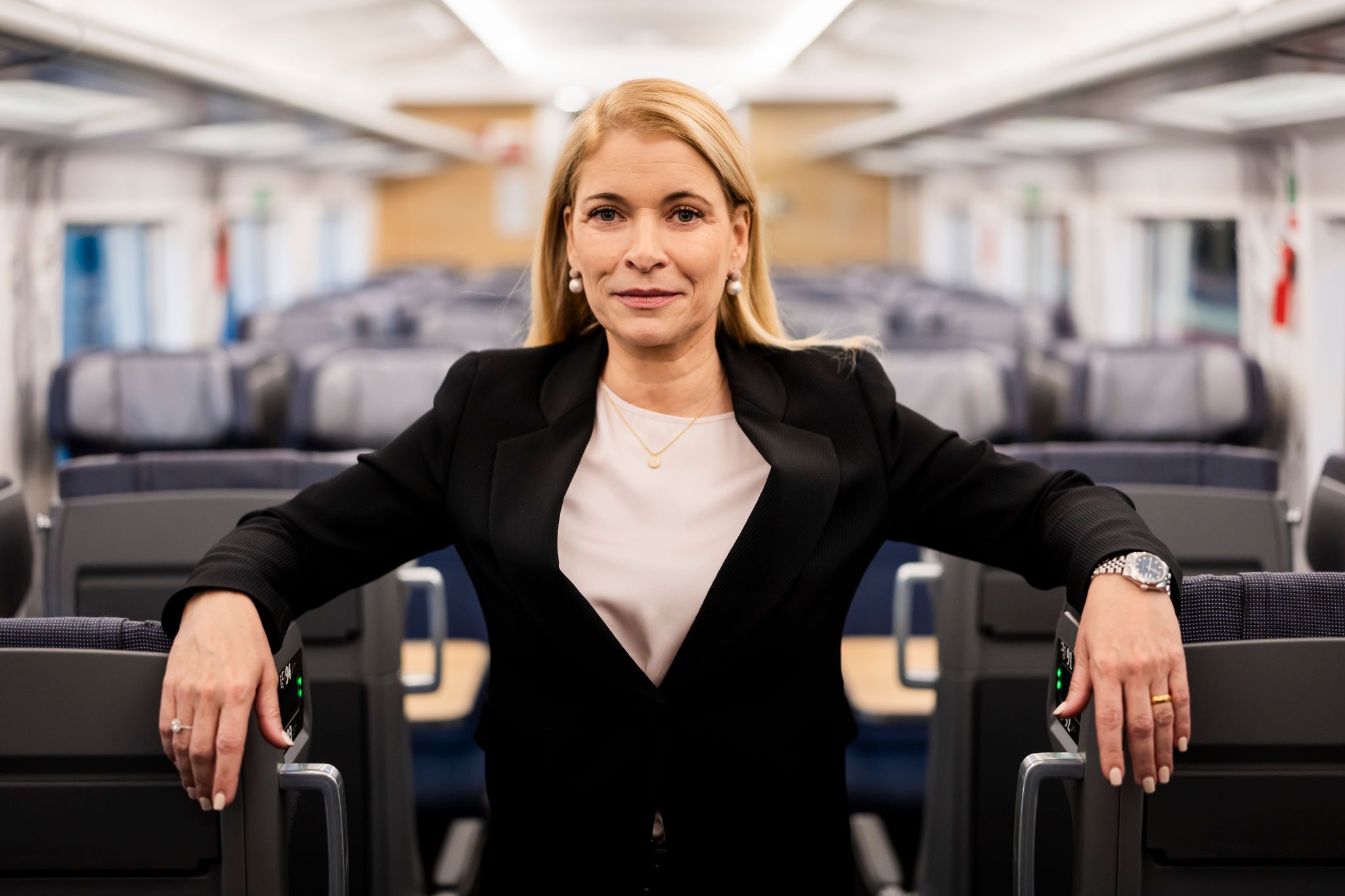 Es müsse alles anders gemacht werden als früher, sagt die neue Bahn-Chefin Palla. (Archivbild)