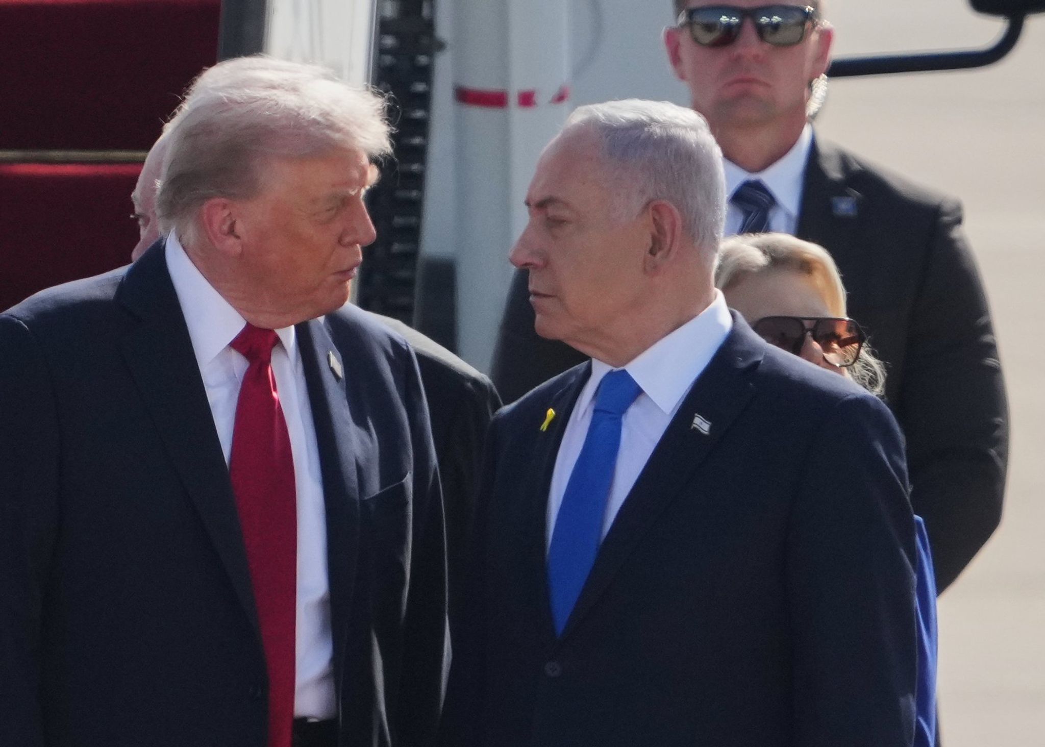 US-Präsident Donald Trump (l) und der israelische Regierungschef Benjamin Netanjahu.