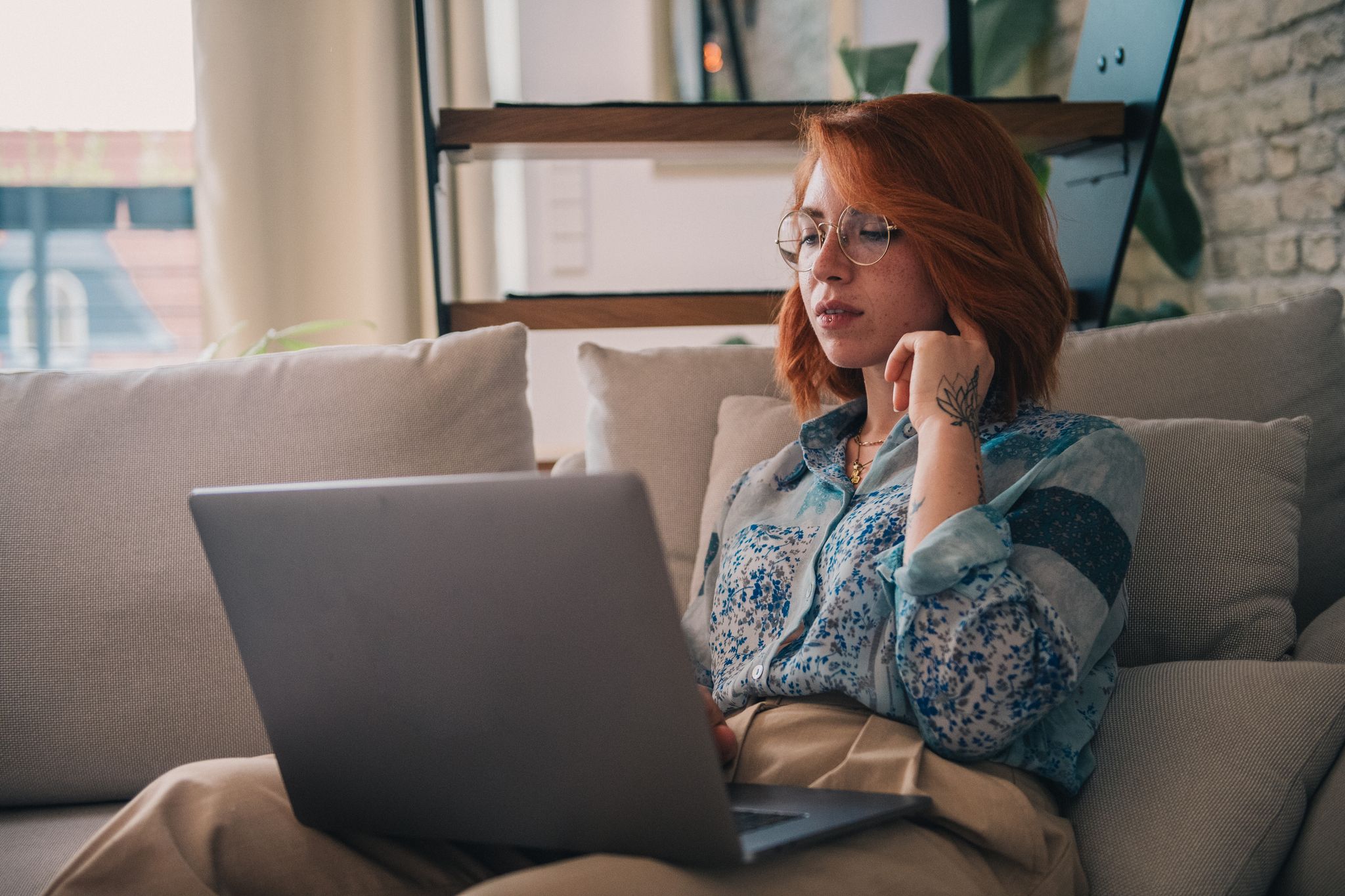 Alarmsignal: Wenn für die Bedienungsanleitung plötzlich Zahlungsdaten abgefragt werden, ist Vorsicht gefragt. Im Zweifel lieber nicht.