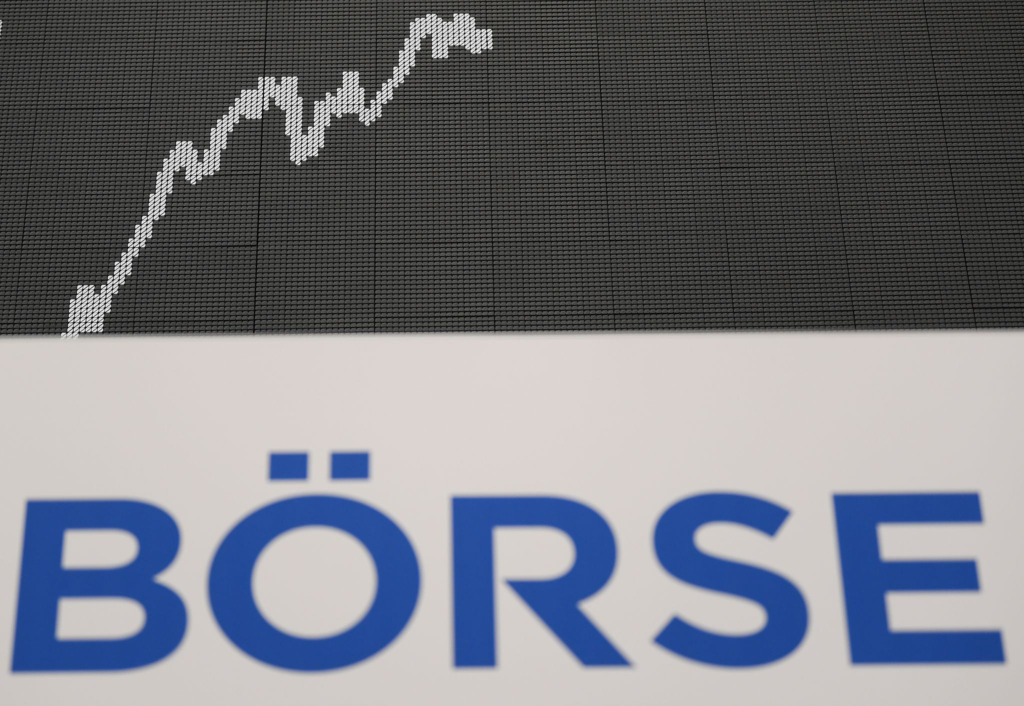 Trotz Wirtschaftsflaute erreicht der Dax einen Höchststand.