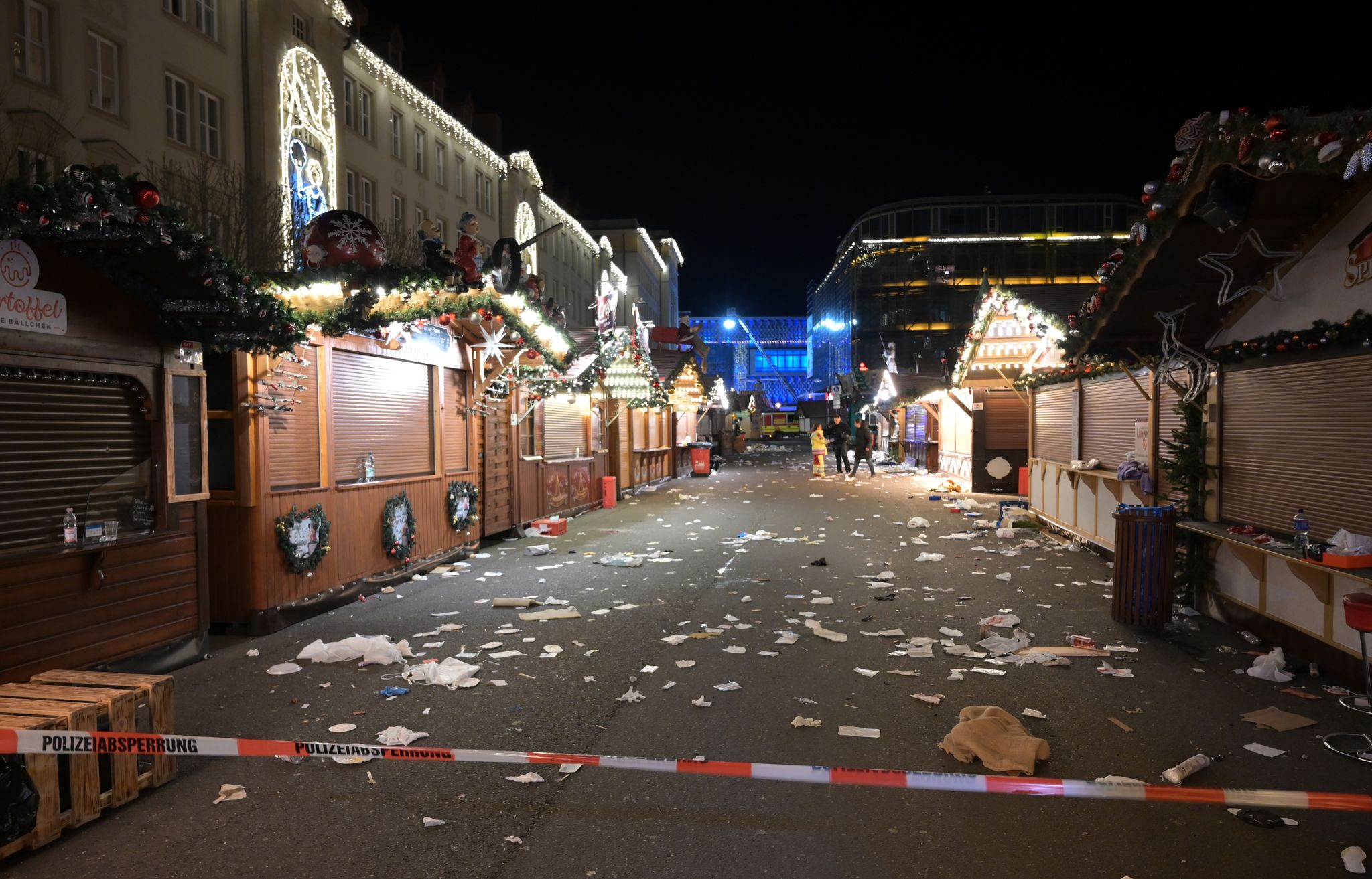 Bei dem Anschlag auf den Magdeburger Weihnachtsmarkt starben sechs Menschen, mehr als 300 wurden verletzt. (Archivbild)