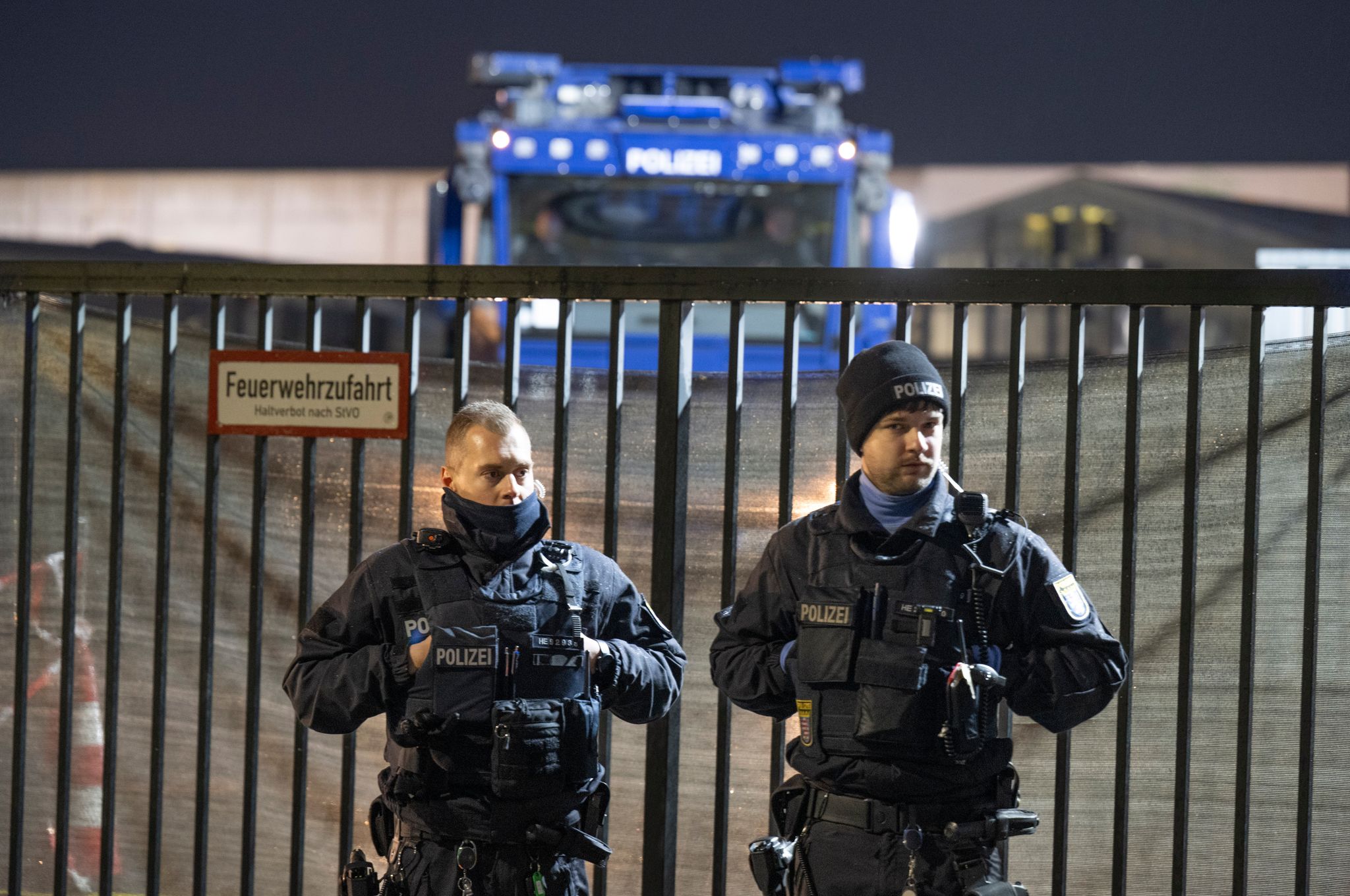 Die Polizei bereitet sich auf Proteste Zehntausender Menschen in Gießen vor, die gegen die geplante Neugründung der AfD-Jugendorganisation auf die Straße gehen wollen.