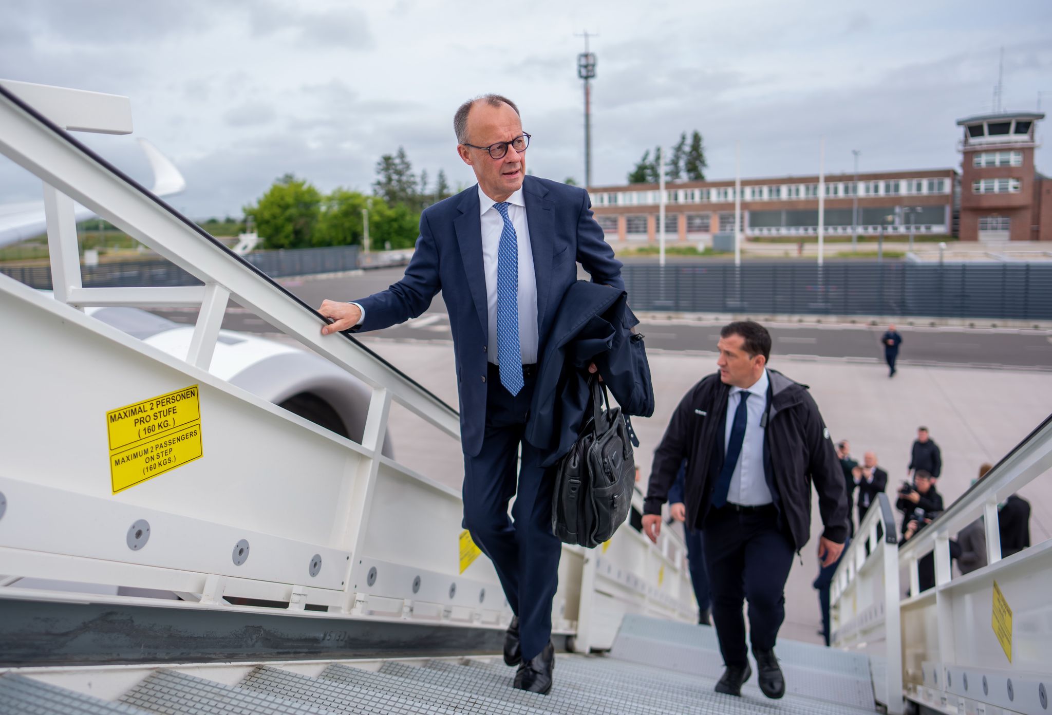 CDU-Chef Friedrich Merz steht vor seiner bislang längsten Auslandsreise als Bundeskanzler. (Archivbild)
