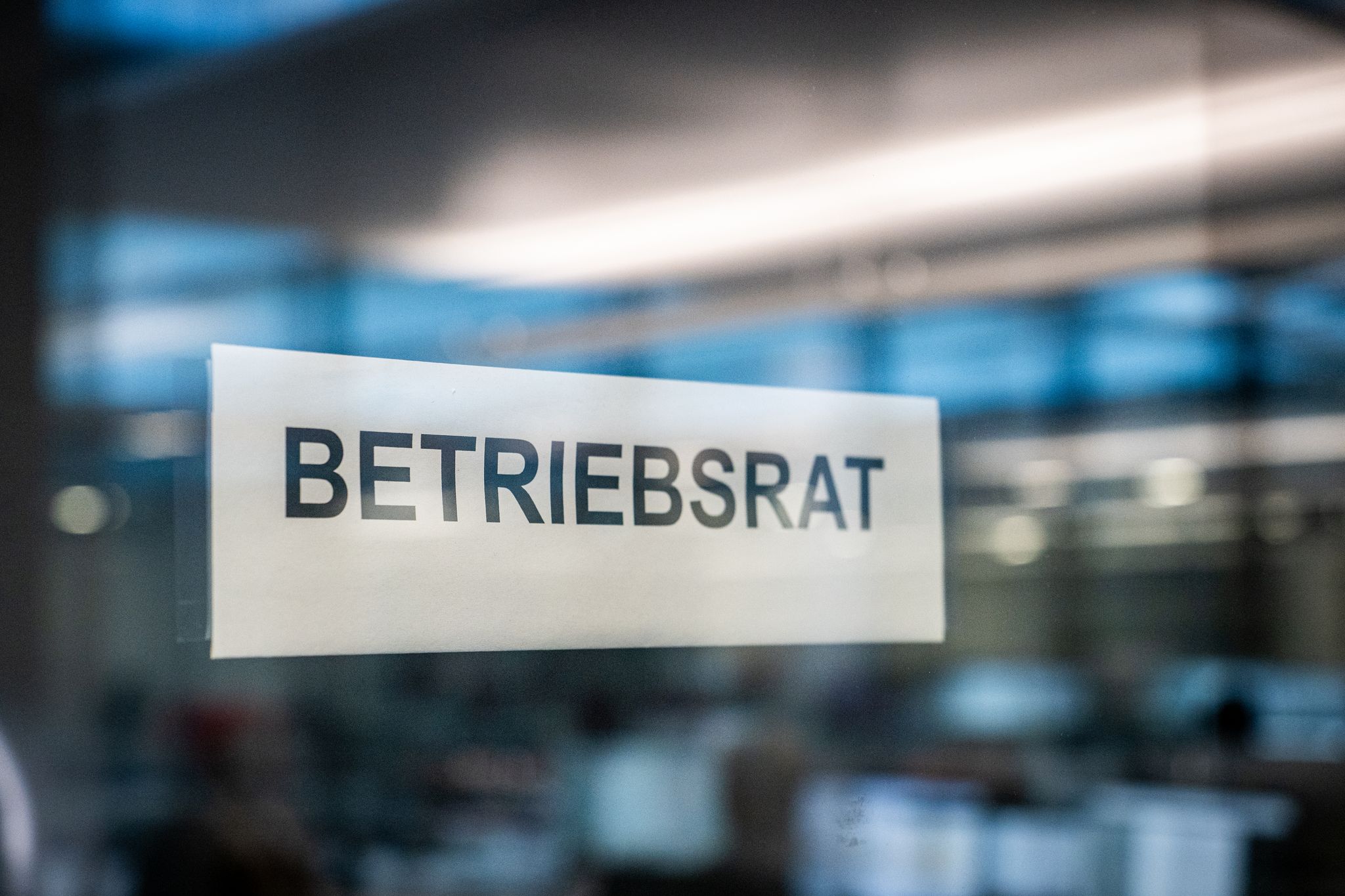 Der Betriebsrat vertritt die Interessen der Arbeitnehmer.