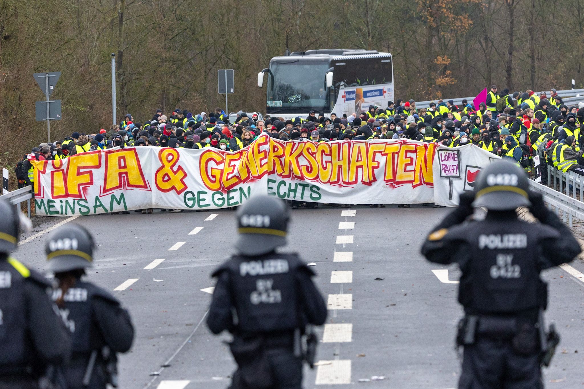 Polizei und Demo-Organisatoren wollen Bilanz ziehen.