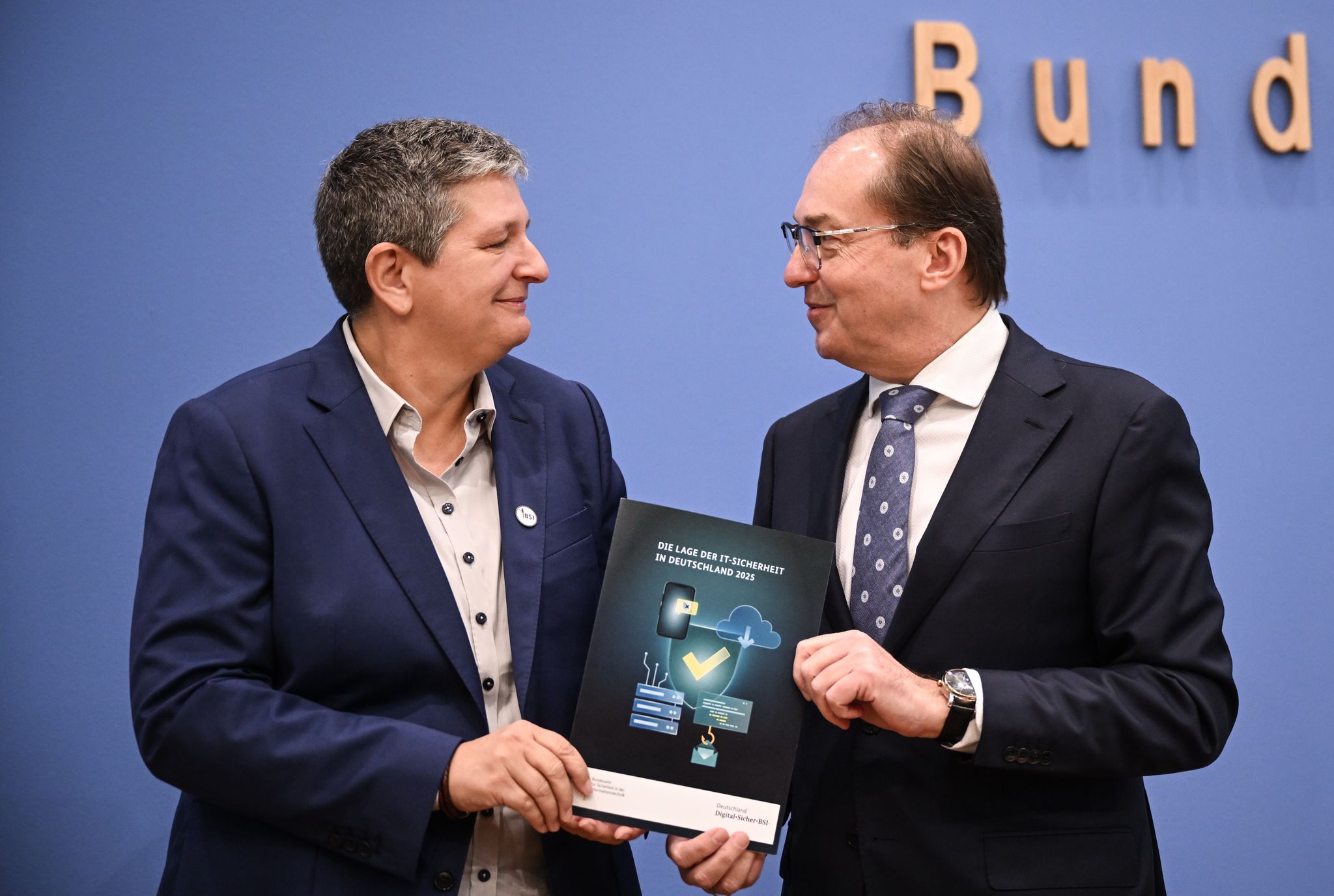 Die Präsidentin des Bundesamtes für Sicherheit in der Informationstechnik (BSI), Claudia Plattner, war von der früheren Bundesinnenministerin, Nancy Faeser (SPD), ernannt worden.