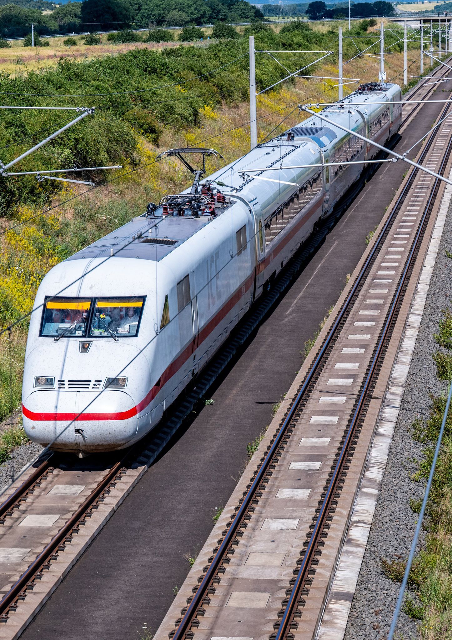 Auch die Deutsche Bahn testet den Siemens-Hochgeschwindigkeitszug  Velaro Novo. (Archiv)