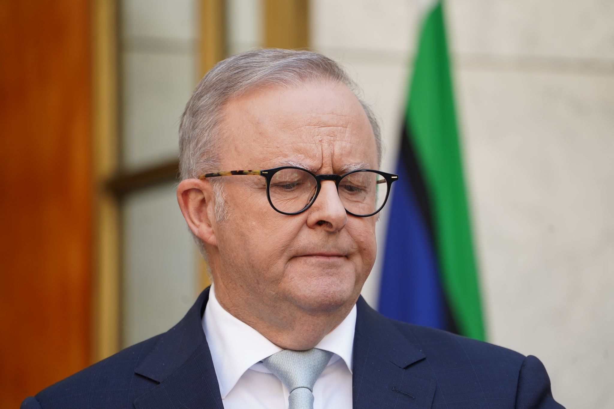 Australiens Premier Albanese will die Zahl der Waffen im Land reduzieren.