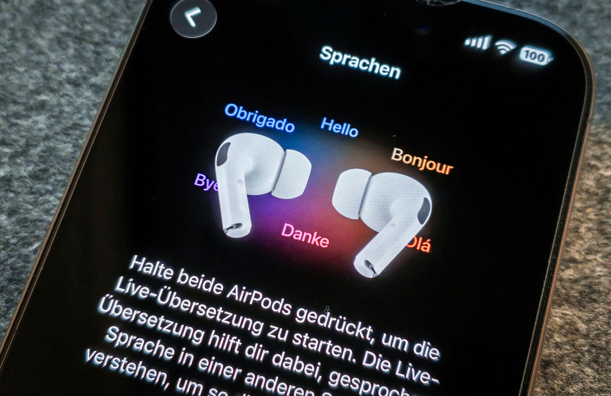 Apple ermöglicht es iPhone- und AirPods-Nutzern, Gespräche in Echtzeit in neun Sprachen zu übersetzen.