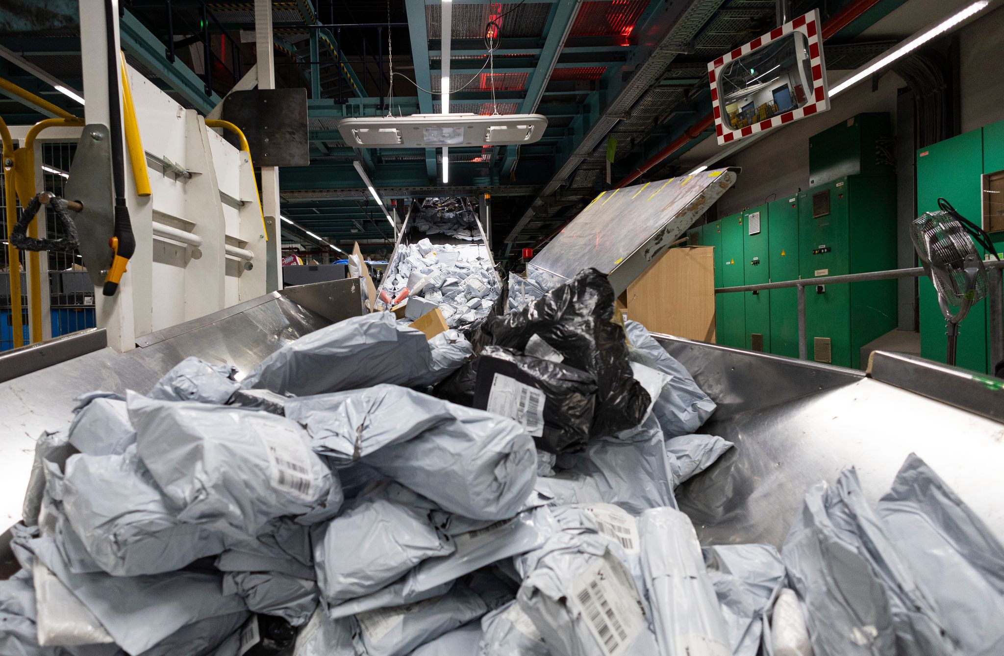 Ob günstige Produkte durch die neuen Vorgaben der EU teurer werden, dürfte abzuwarten bleiben.