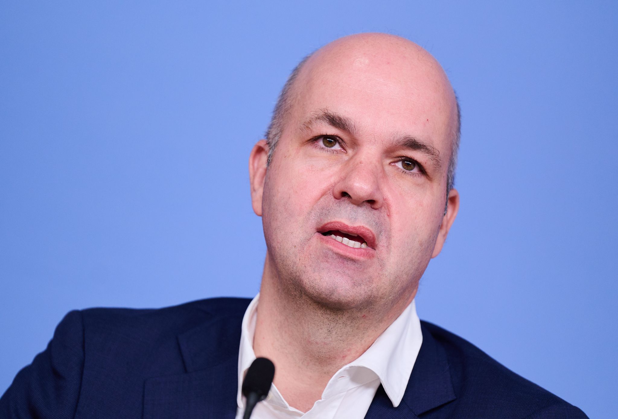 DIW-Chef Fratzscher sieht in der Debatte um Feiertage, die nachgeholt werden, wenig Sinn.