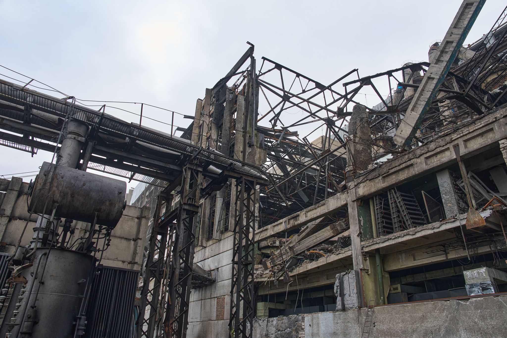 Viele Menschen in der Ukraine leiden unter den Folgen der russischen Angriffe auf die Energieversorgung. (Archivbild)