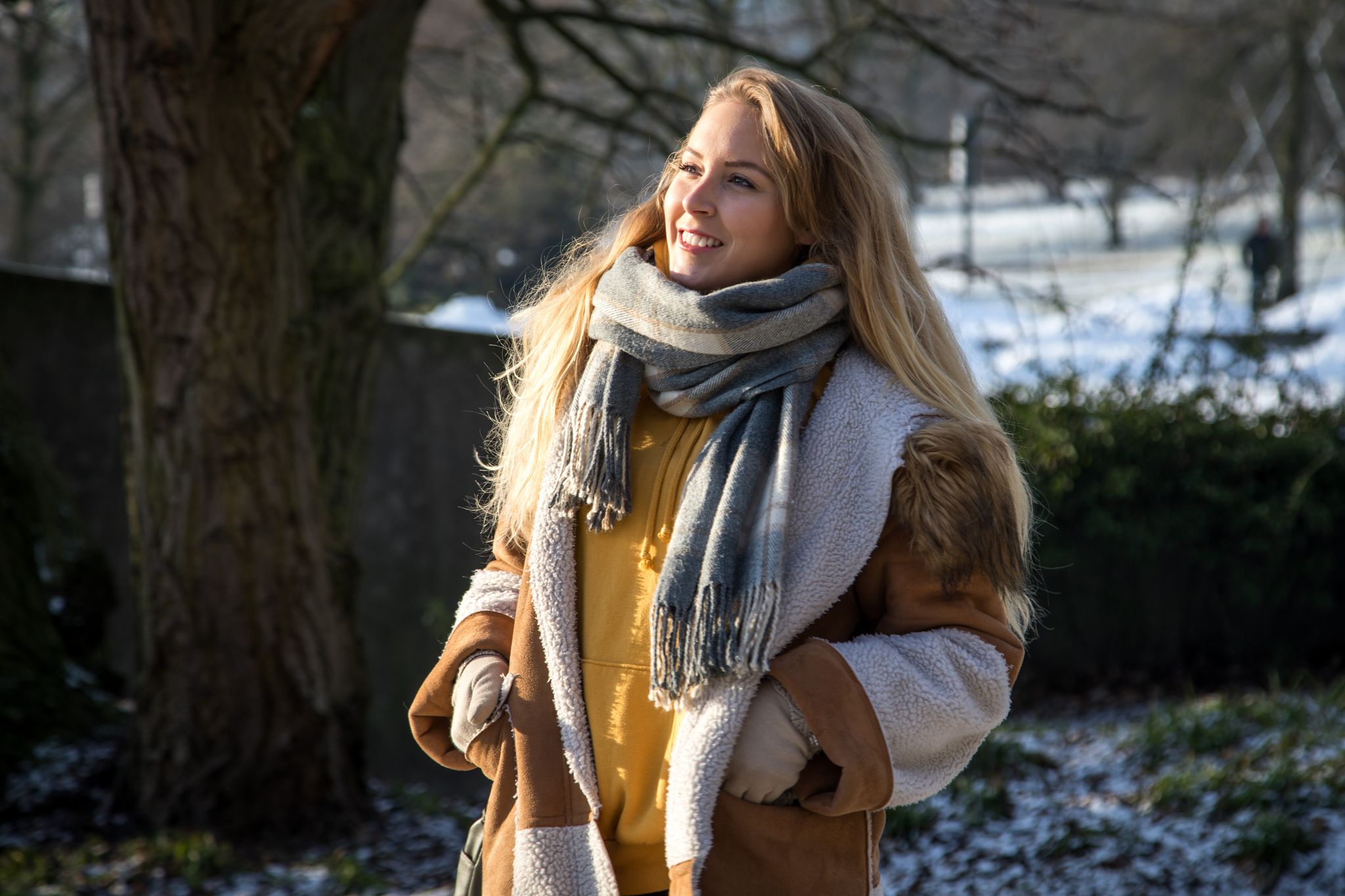 Mittagspause oder Feierabend heißen: Spaziergang. Feste Routinen erleichtern uns das Dranbleiben.