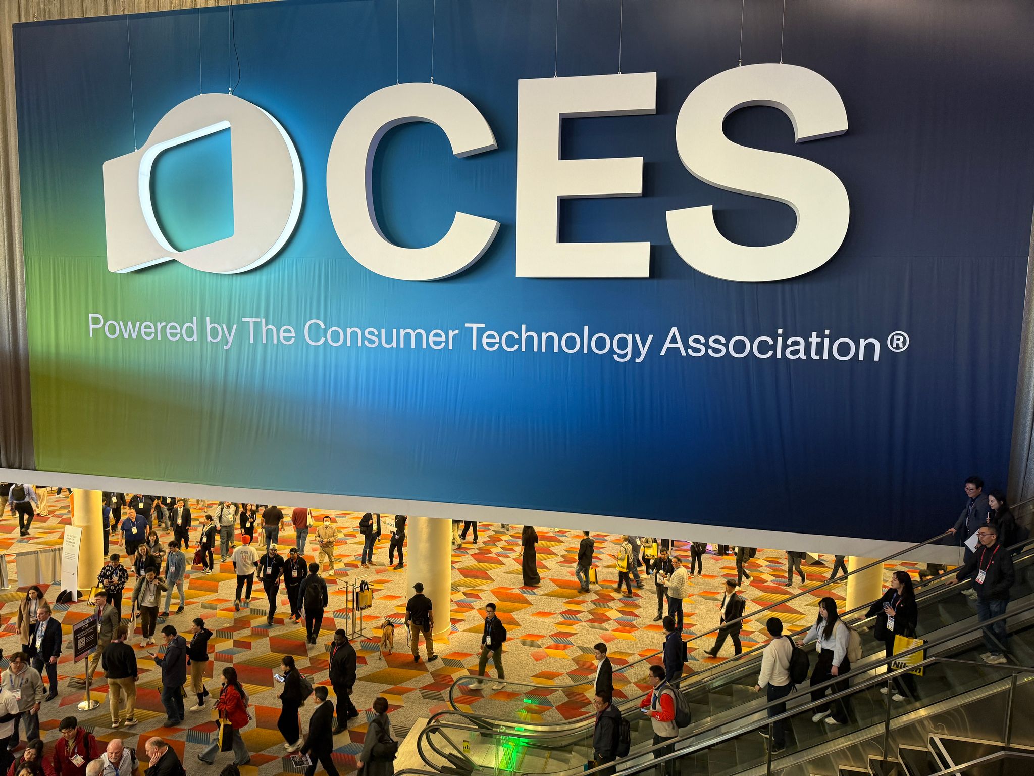 Siemens und Nvidia weiten ihre Zusammenarbeit im Bereich der Künstlichen Intelligenz deutlich aus.