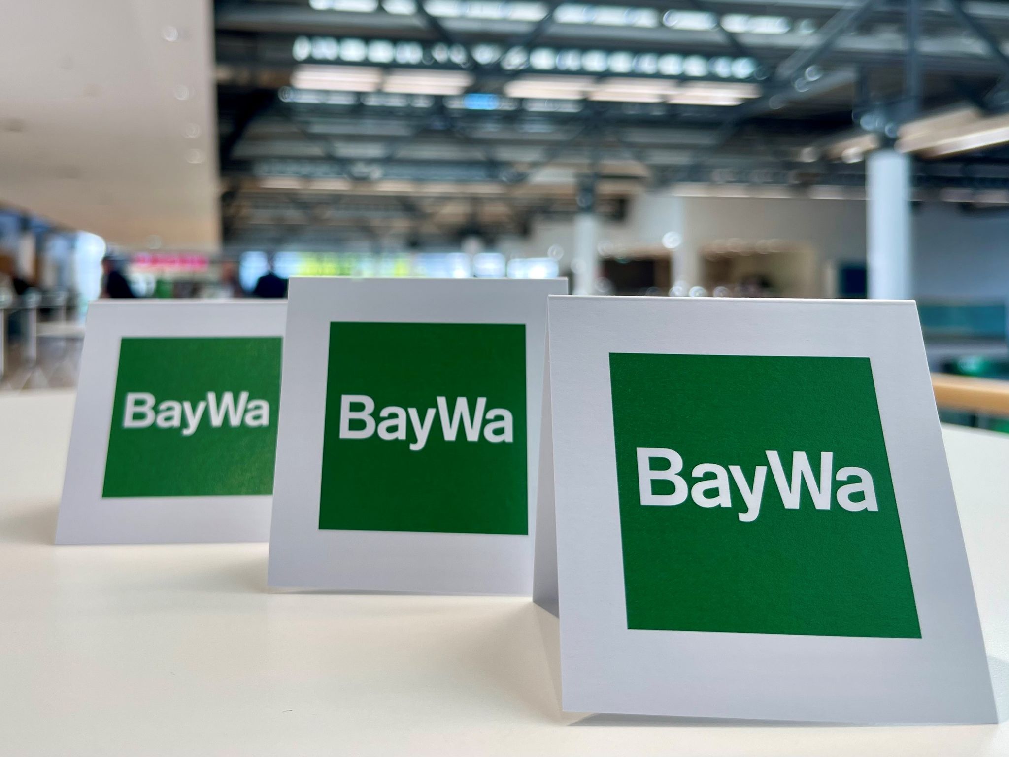 Aus vier mach drei: Die Baywa trennt sich von ihrem Vorstandschef, nun sollen die verbliebenen drei Vorstände das Unternehmen leiten. (Symbolbild)