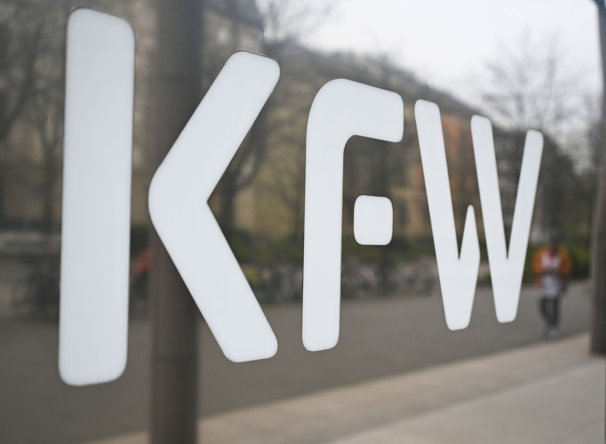 KfW-Erhebung: Allein bis 2029 könnten jährlich bis zu 114.000 Unternehmen geschlossen werden. (Archivbild)