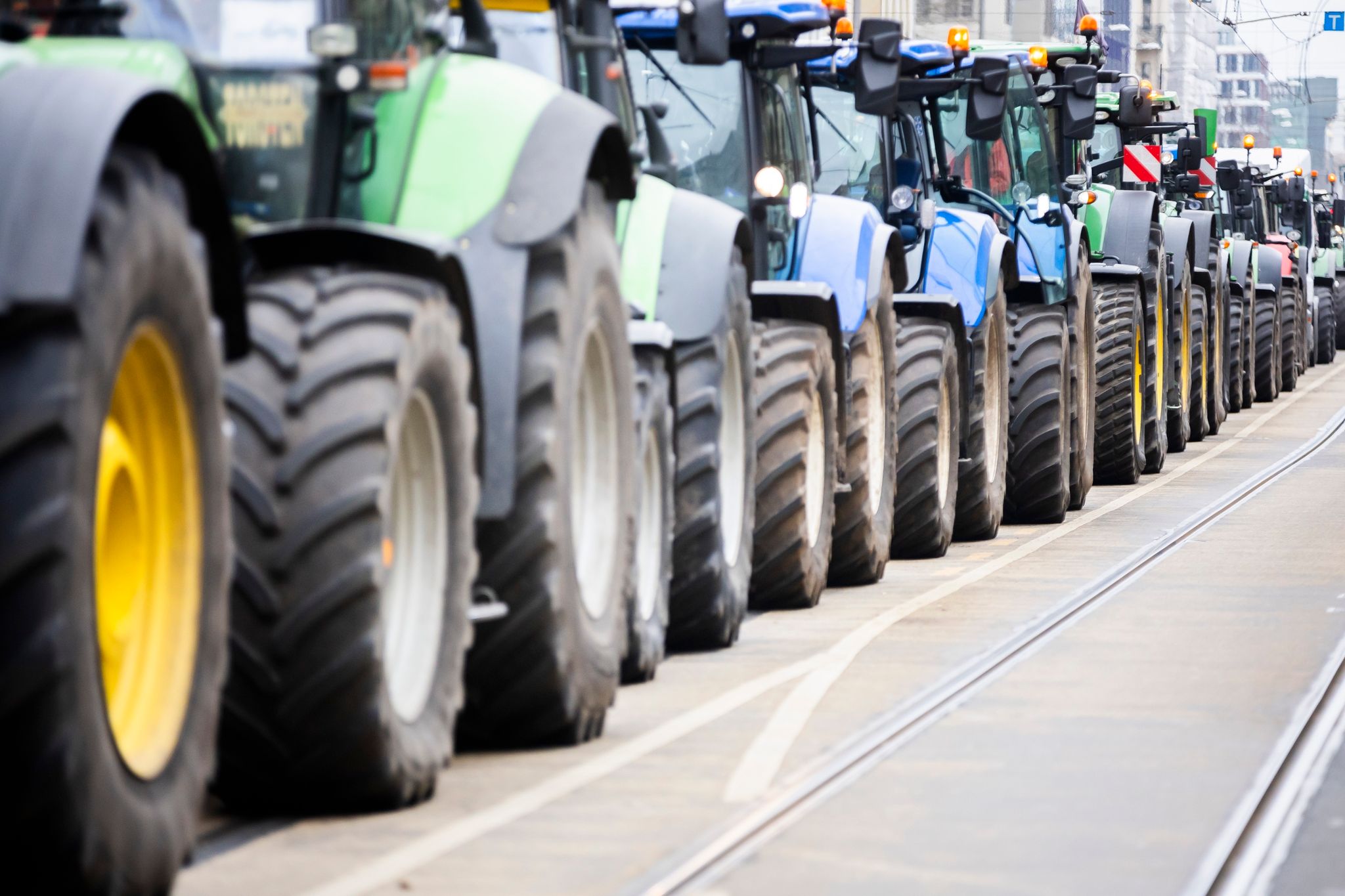 Die Koalition will Steuerbegünstigungen für Landwirte beim Agrardiesel schrittweise abschaffen.