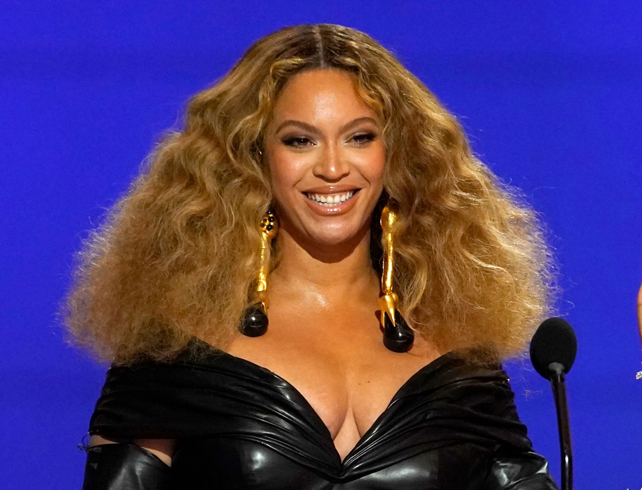 In dem neu angekündigten Film «Mufasa: Der König der Löwen» spricht US-Sängerin Beyoncé die Löwin Nala, ihre Tochter Blue Ivy Carter (12) leiht dem Löwenmädchen Kiara ihre Stimme.