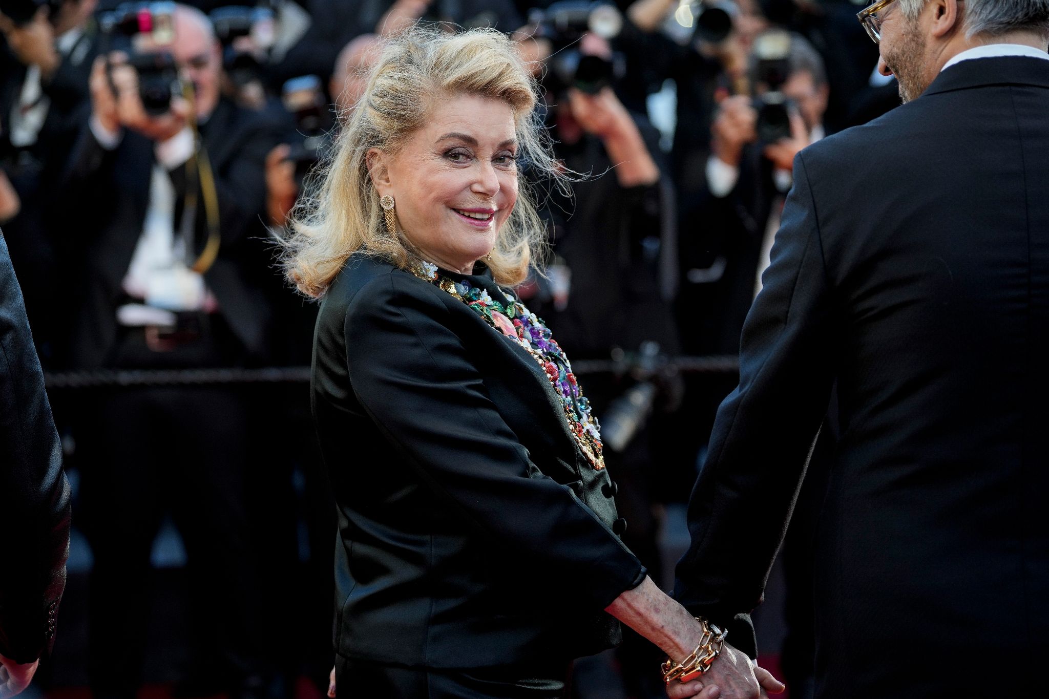 Catherine Deneuve bei der Premiere des Films "Marcello Mio" in Cannes.