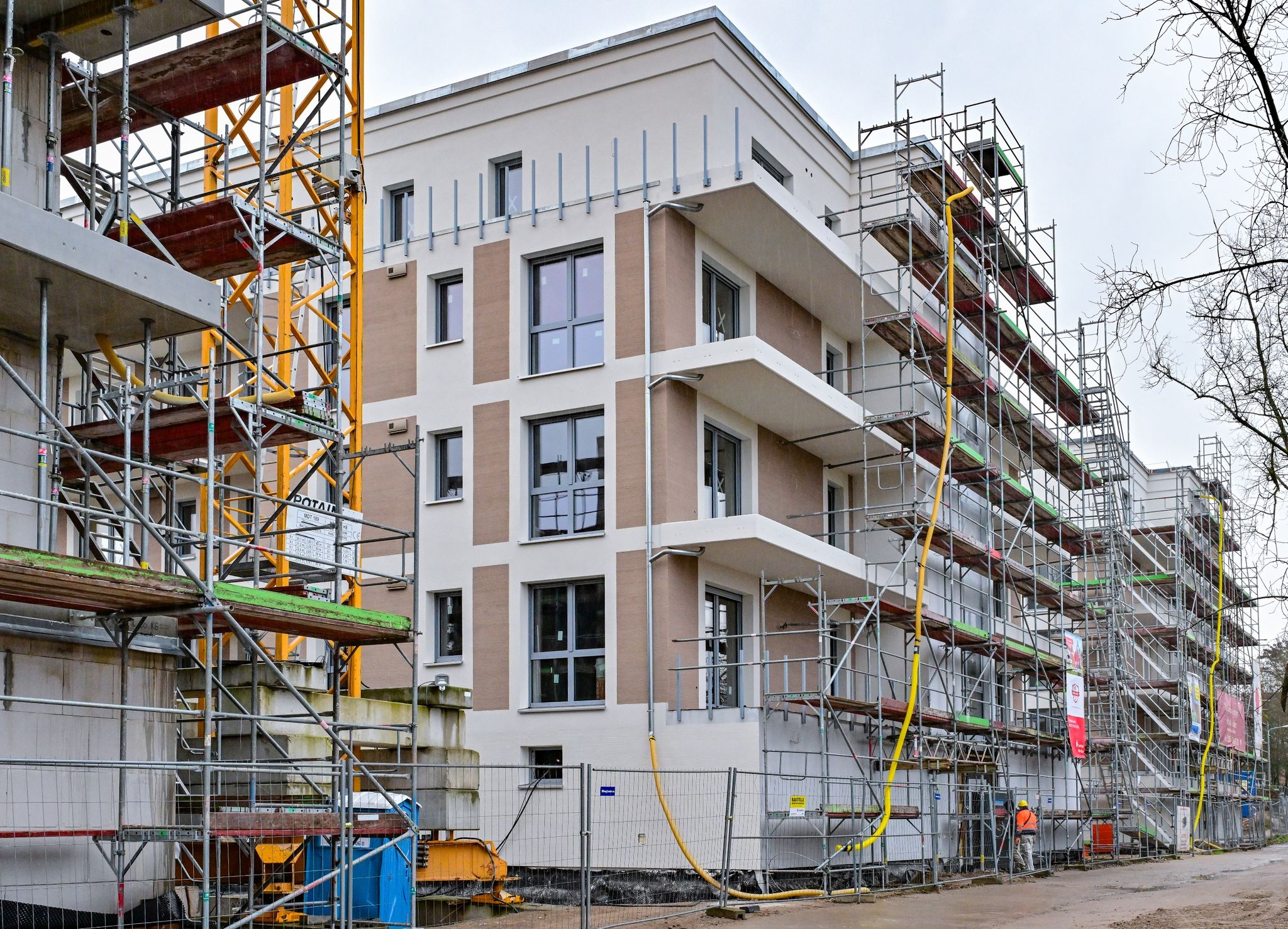 Im März wurde nach offiziellen Angaben der Neubau von 14.700 Wohnungen genehmigt.