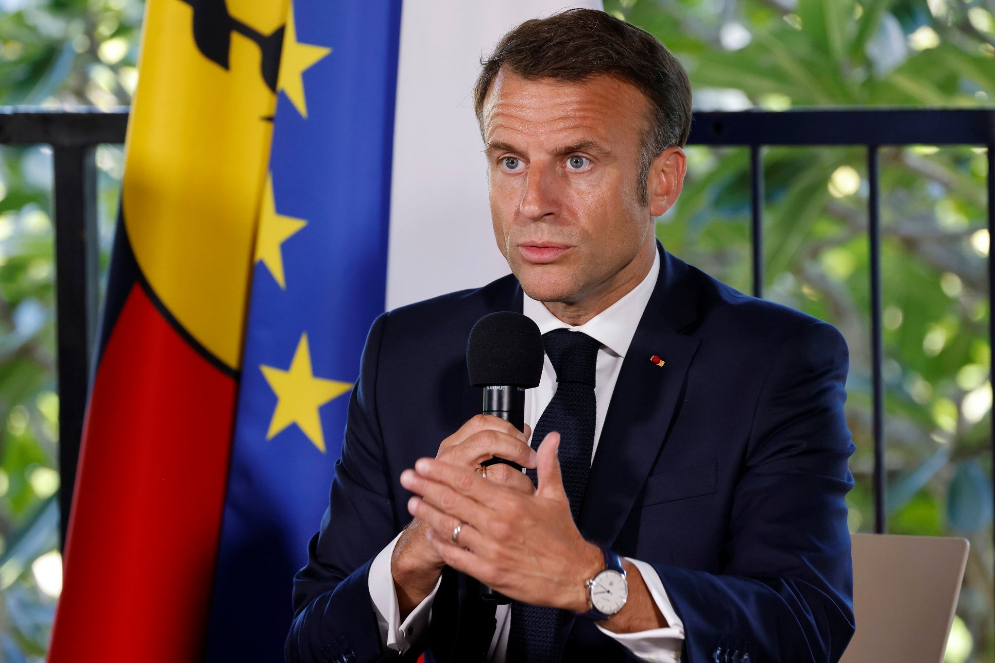 Während seines Besuchs würden Entscheidungen getroffen und Ankündigungen gemacht, versprach Macron.