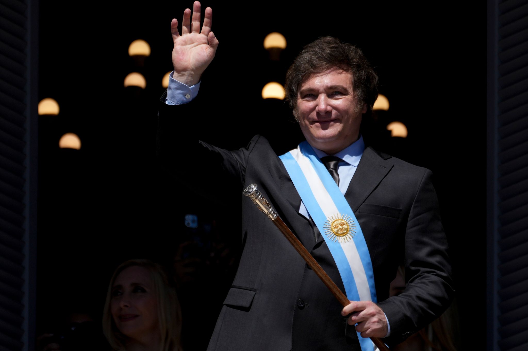 Argentiniens Präsident Javier Milei hatte die Wahl mit radikalen Forderungen nach einer wirtschaftlichen und politischen Kehrtwende gewonnen.