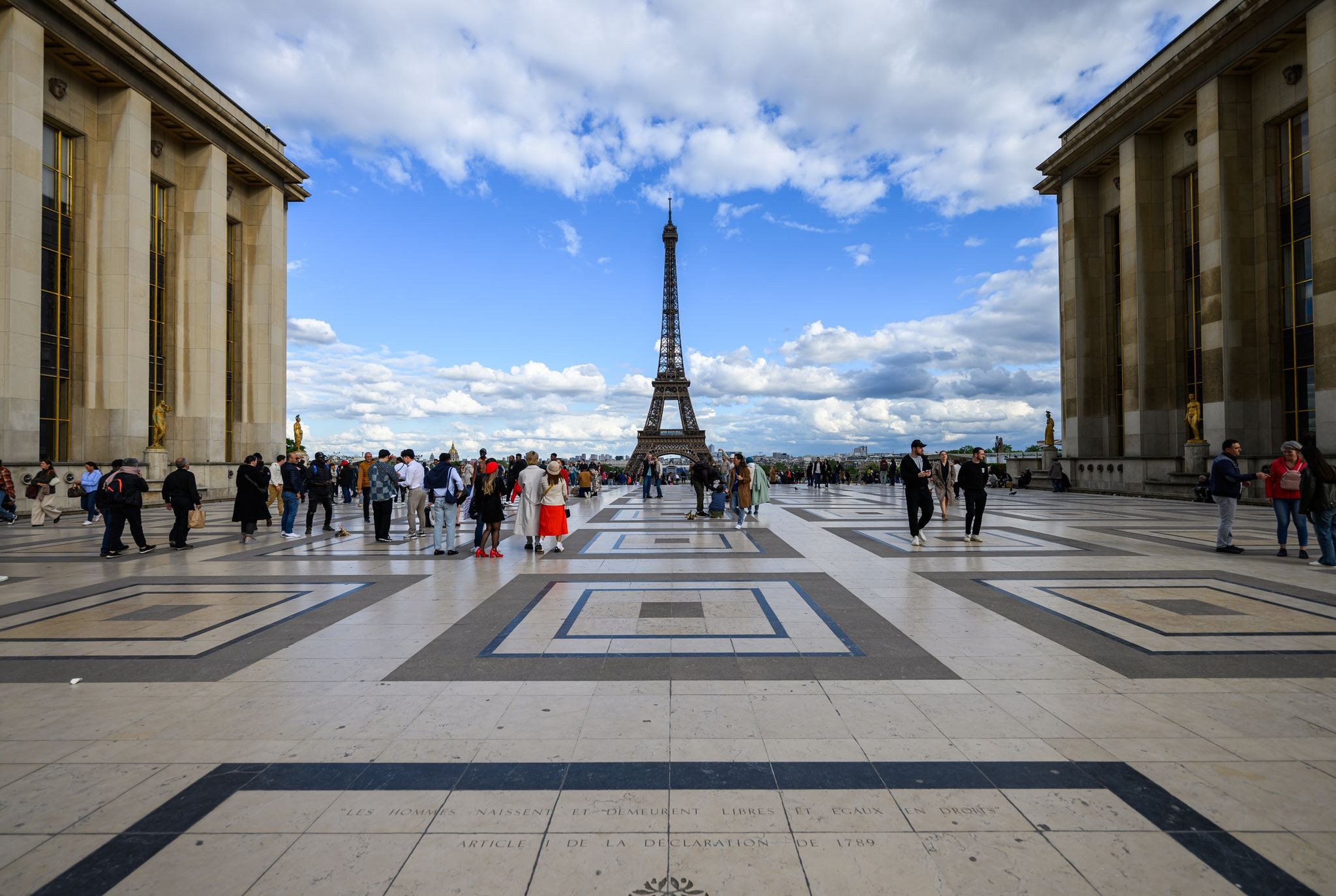 Paris hat sich herausgeputzt: Im Sommer steigen die Olympischen Spiele und die Paralympics in der französischen Hauptstadt.