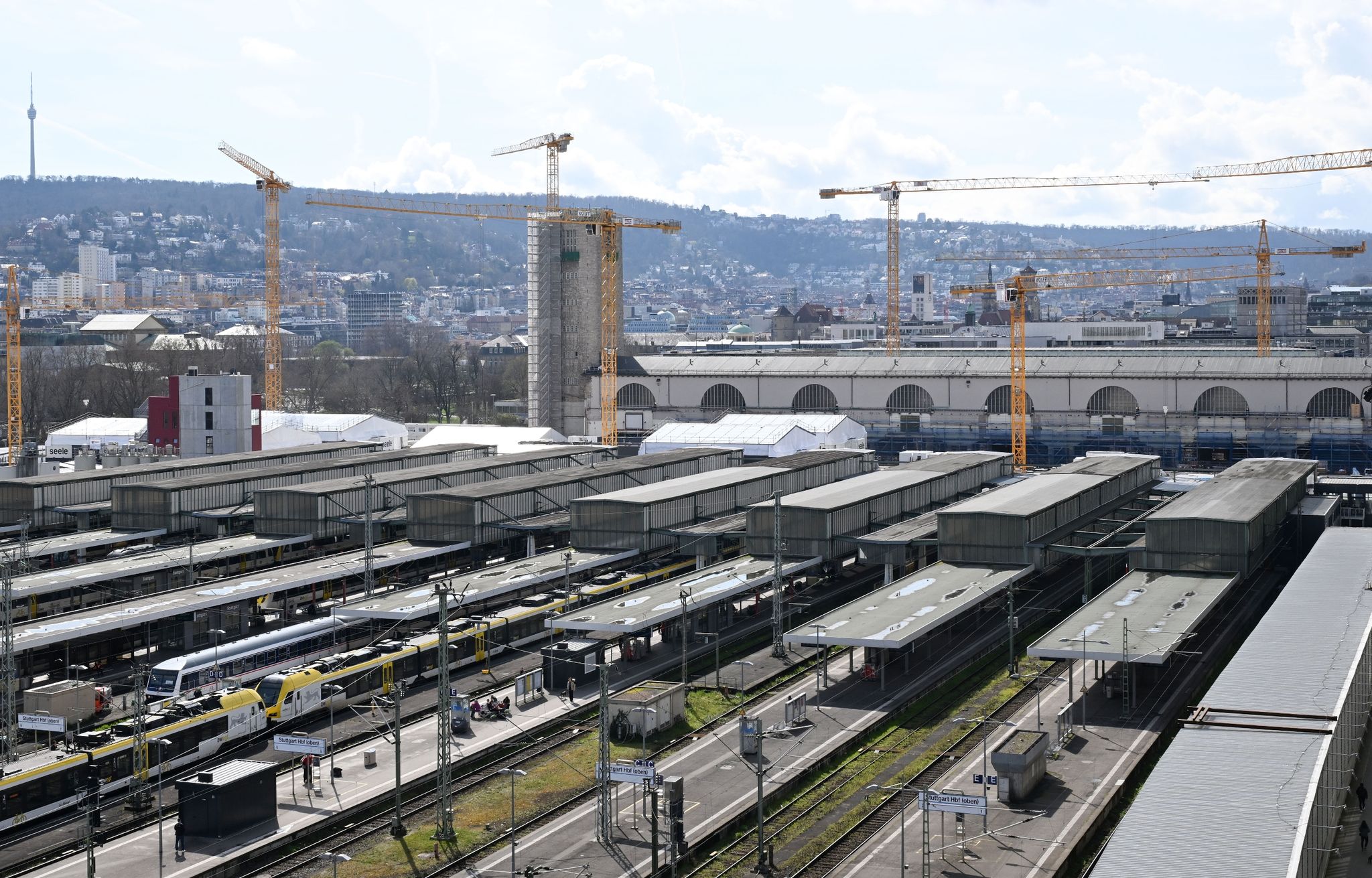 Der Bahnhof des milliardenschweren Bahnprojekts Stuttgart 21, bei der der Stuttgarter Hauptbahnhof unter die Erde verlegt werden soll.